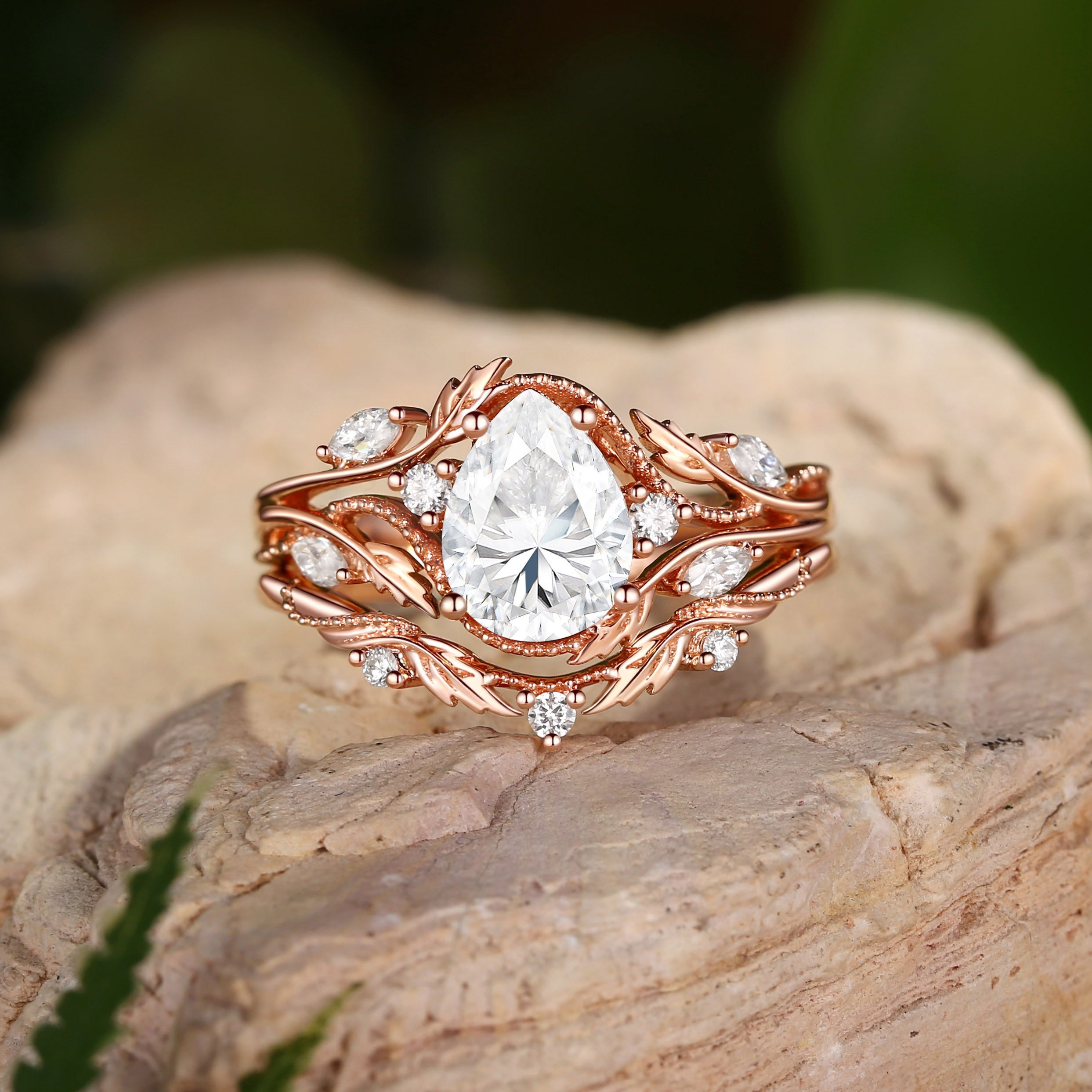 Hesper - Filigree Leafy Nature Pear Cut Moissanite Engagement Ring Set 2pcs