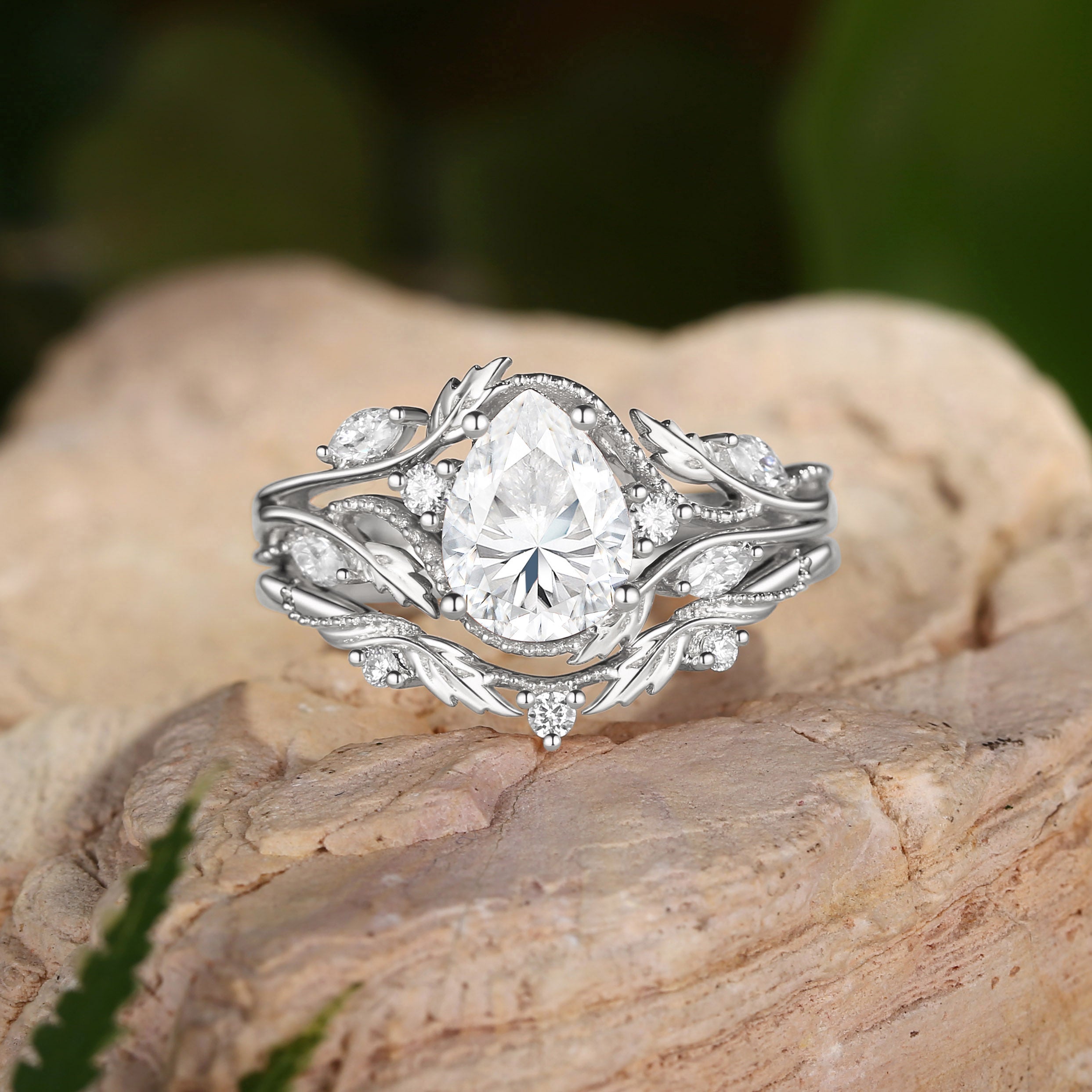 Hesper - Filigree Leafy Nature Pear Cut Moissanite Engagement Ring Set 2pcs