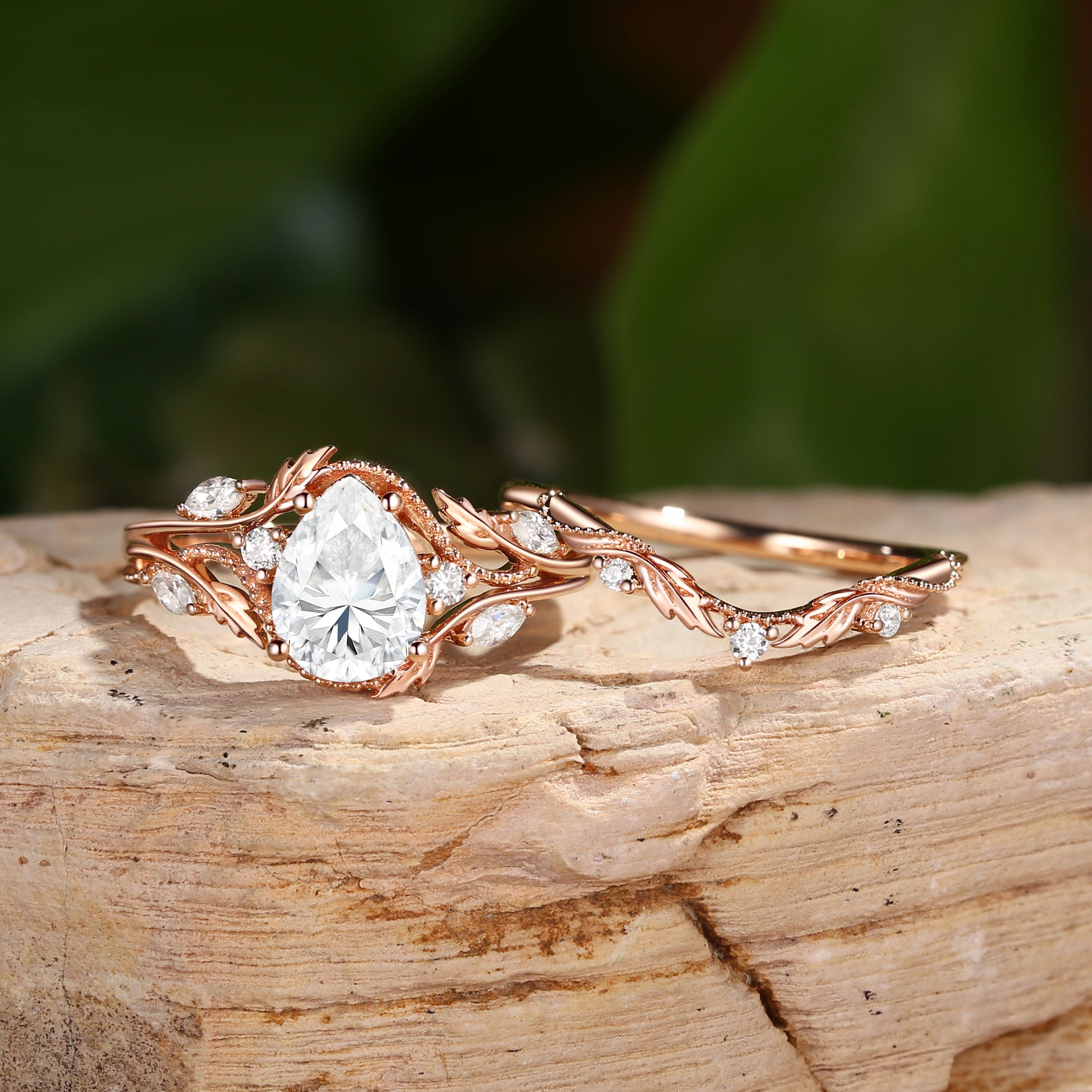 Hesper - Filigree Leafy Nature Pear Cut Moissanite Engagement Ring Set 2pcs