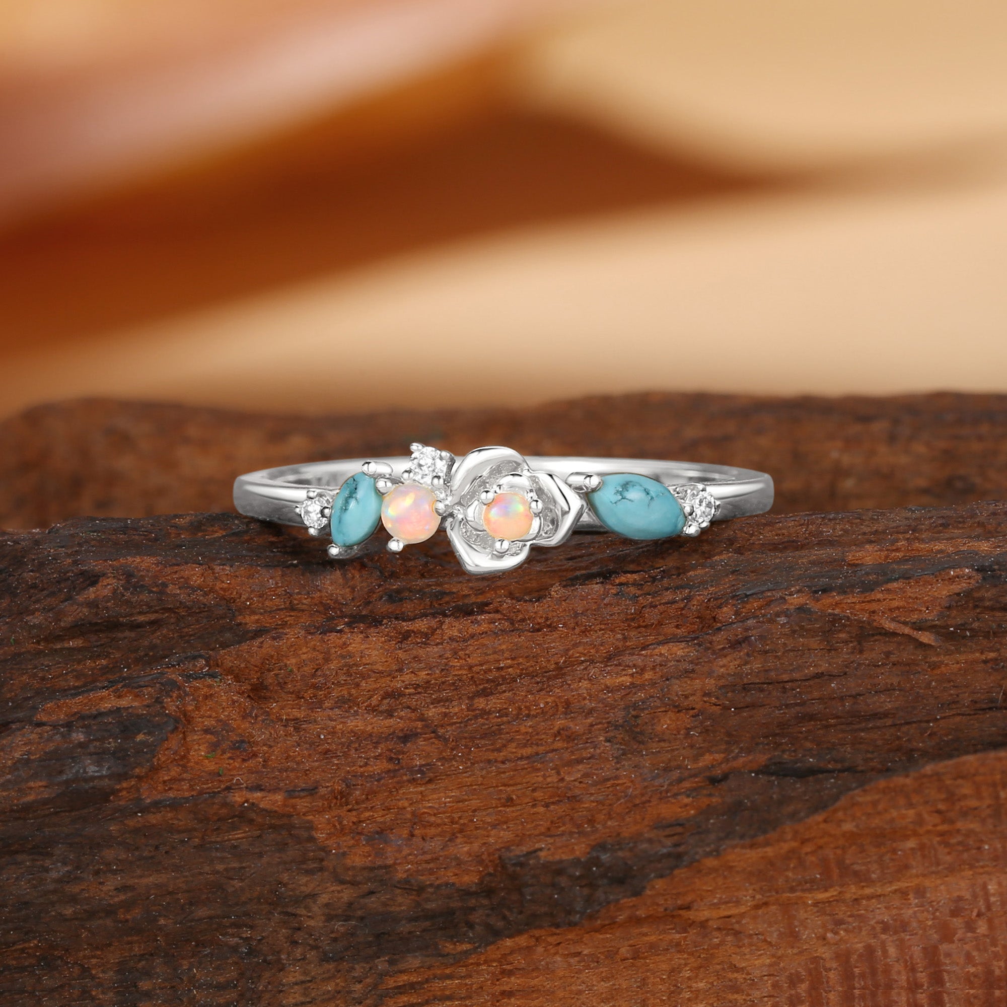 Wedding Band - Flower Design Delicate Wedding Band