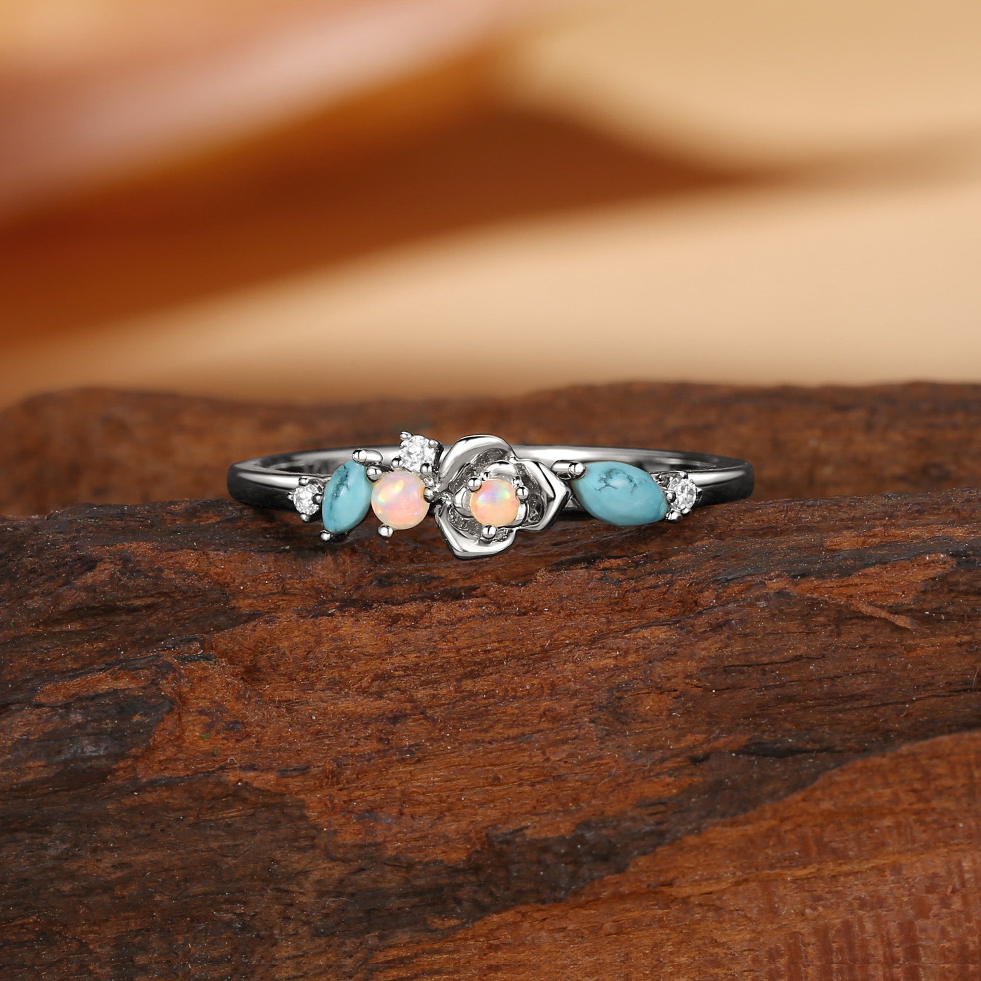 Wedding Band - Flower Design Delicate Wedding Band