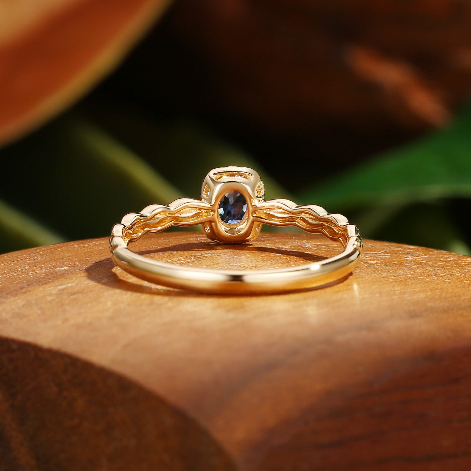 Odessa - Vintage Halo Oval Cut Sapphire Dianty Engagement Ring