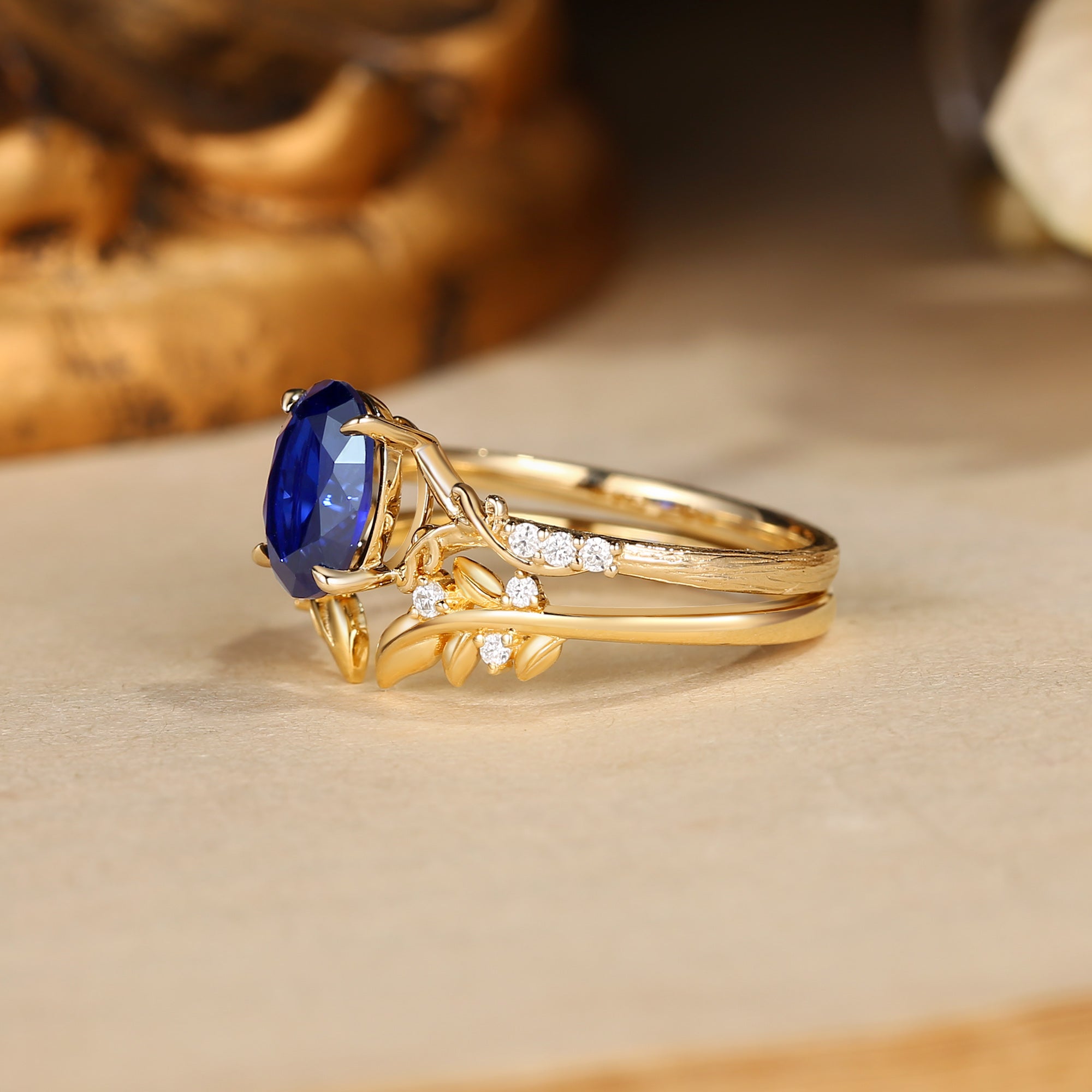 Drisana - Oval Cut Sapphire Leaf Curved Bridal Set 2pcs