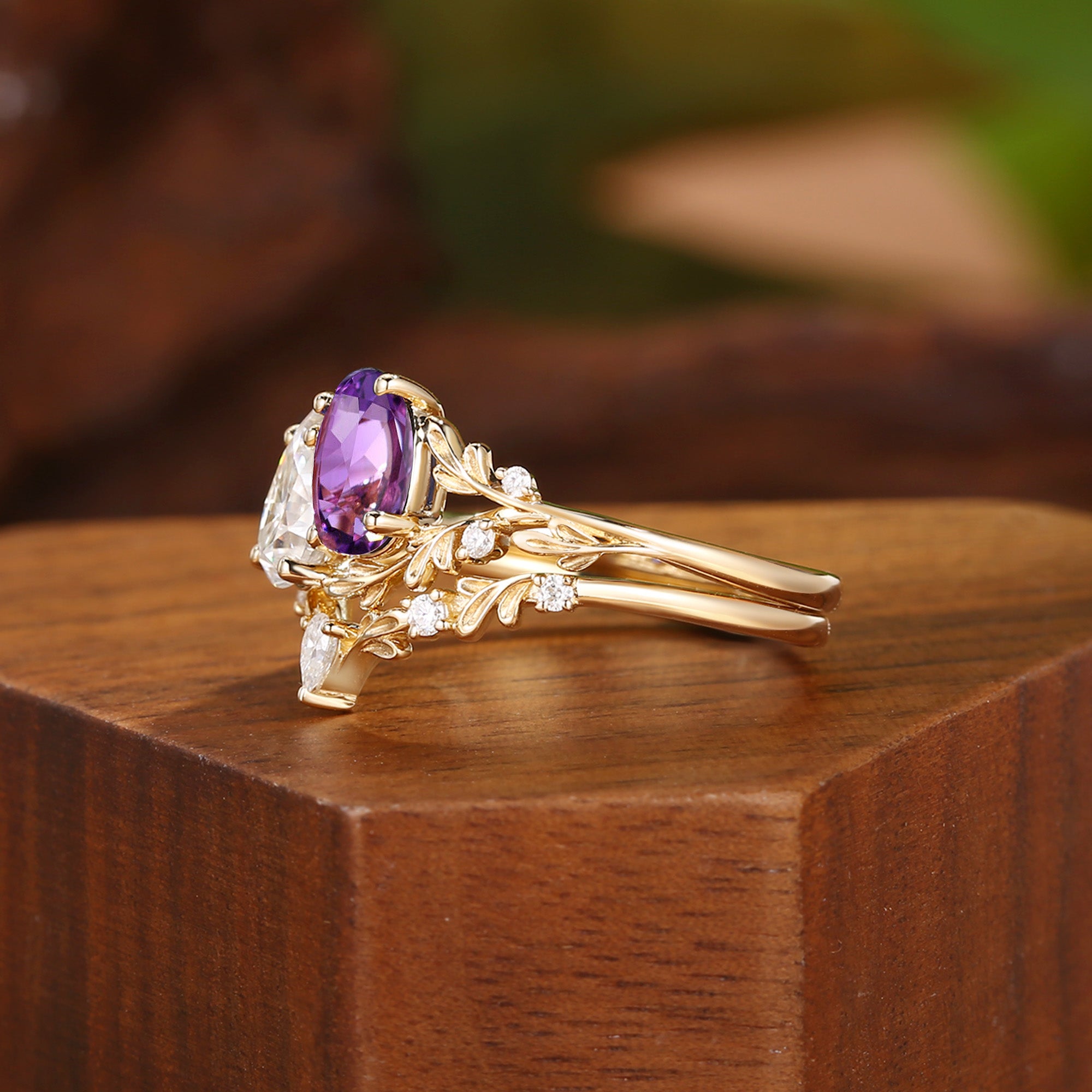 Isolde - Toi Et Moi Amethyst & Moissanite Leaf Two Stone Bridal Set 2PCS