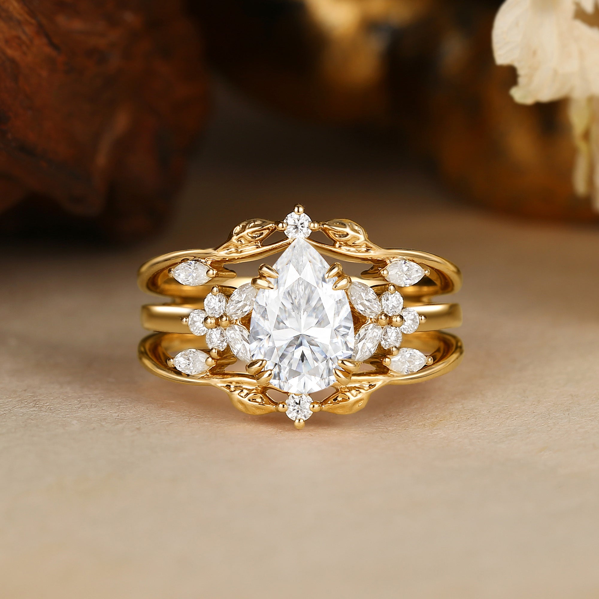 Jasmine - Pear Cut Moissanite Fairy Ring Set 2pcs