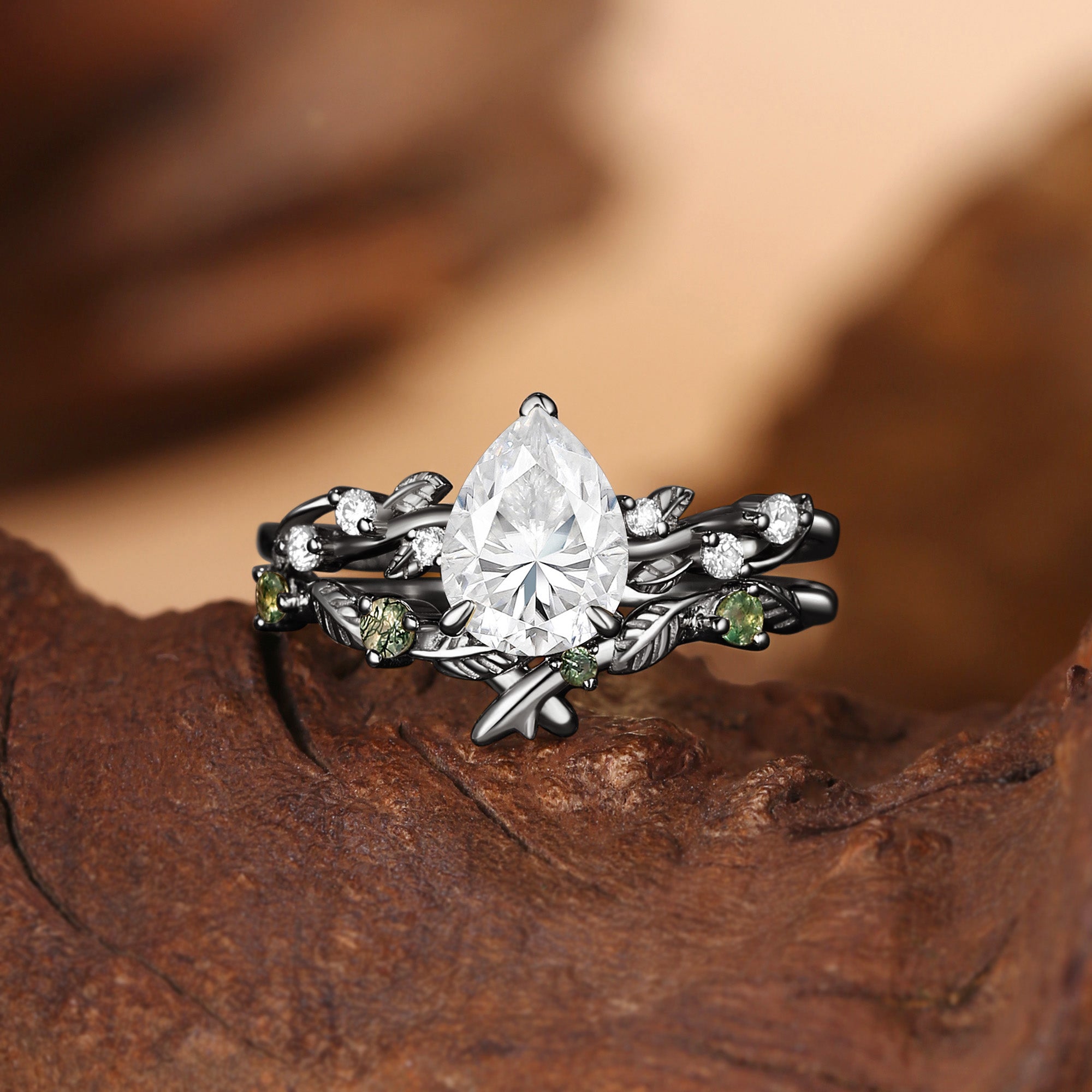 Clarissa - Pear Cut Moissanite Leafy Bridal Set 2pcs