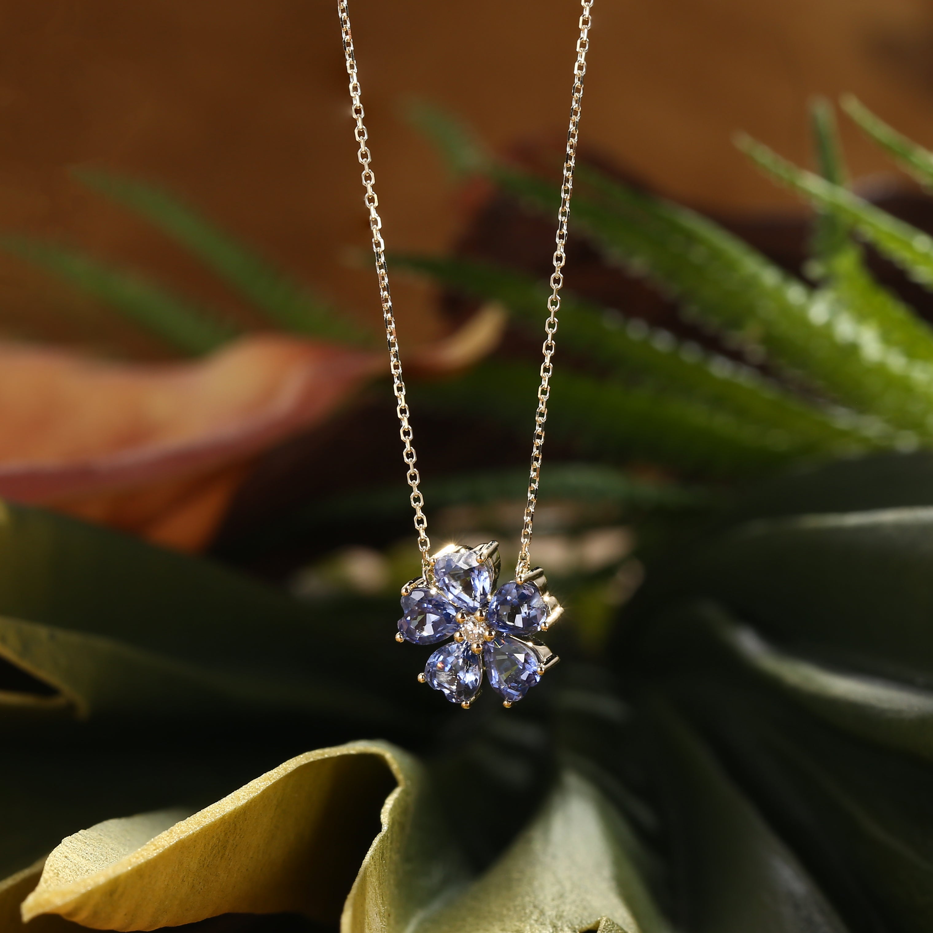 Lab Cornflower Blue Sapphire Flower Pendant