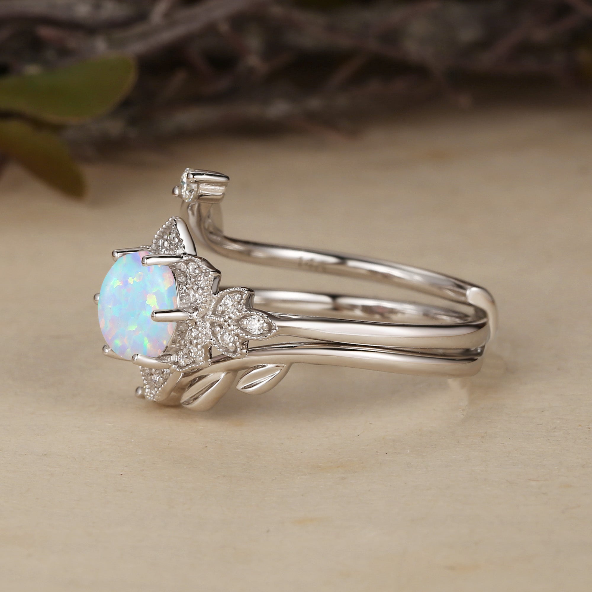 Daisy - Round Cut Opal Flower Vintage Engagement Ring Set 2pcs
