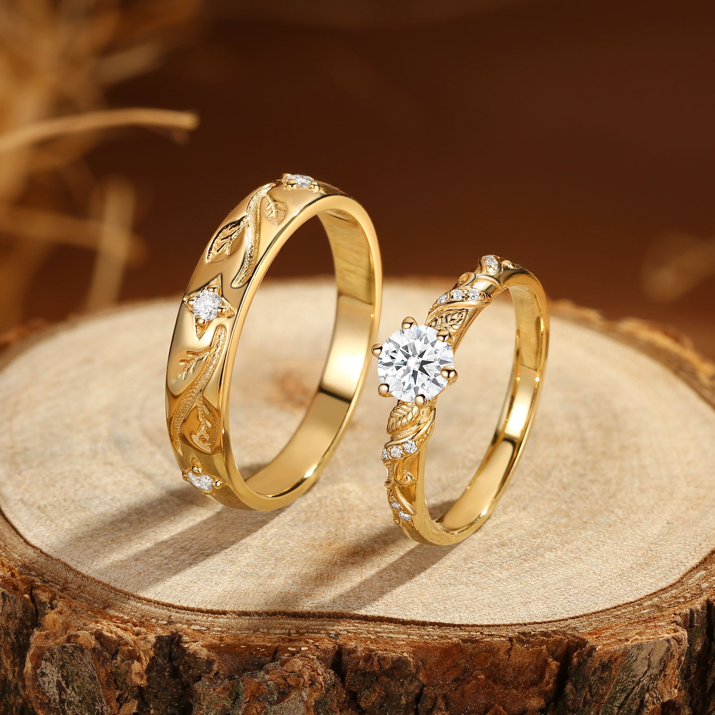 Marcella - Moissanite Leaf Engraving Vintage Couple Ring