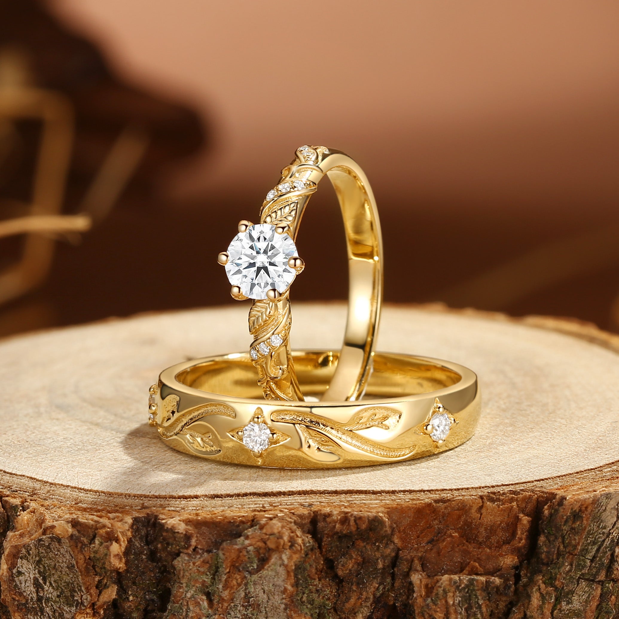 Marcella - Moissanite Leaf Engraving Vintage Couple Ring