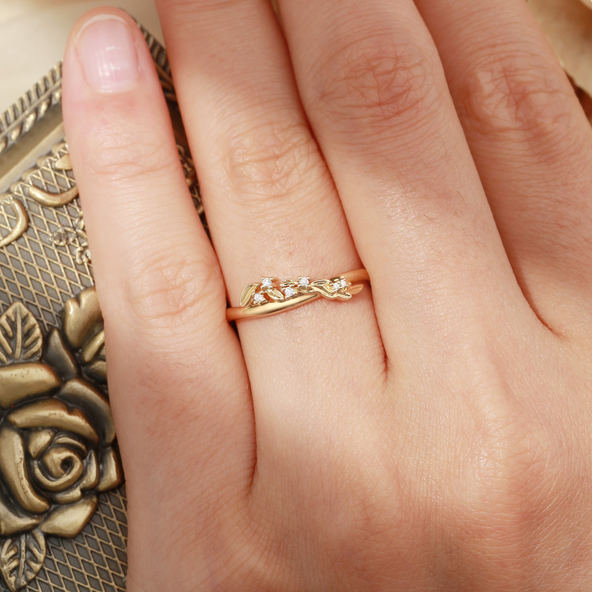 Unique Leaf Inspired Curved Moissanite Wedding Band