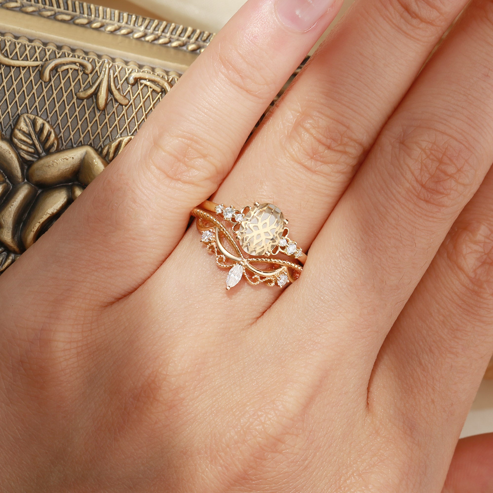 Swan Princess- Portrait Cut Oval Moissanite Vintage Princesscore Bridal Set 2pcs