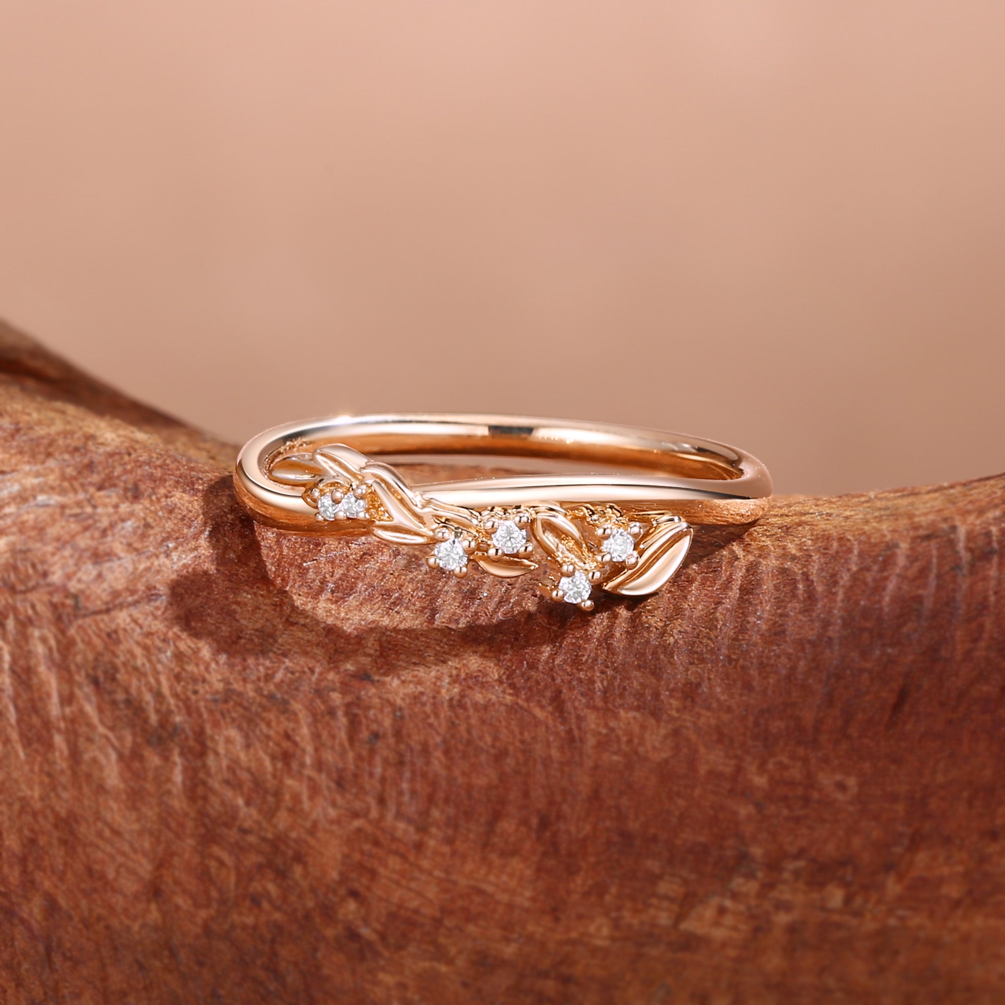 Unique Leaf Inspired Curved Moissanite Wedding Band