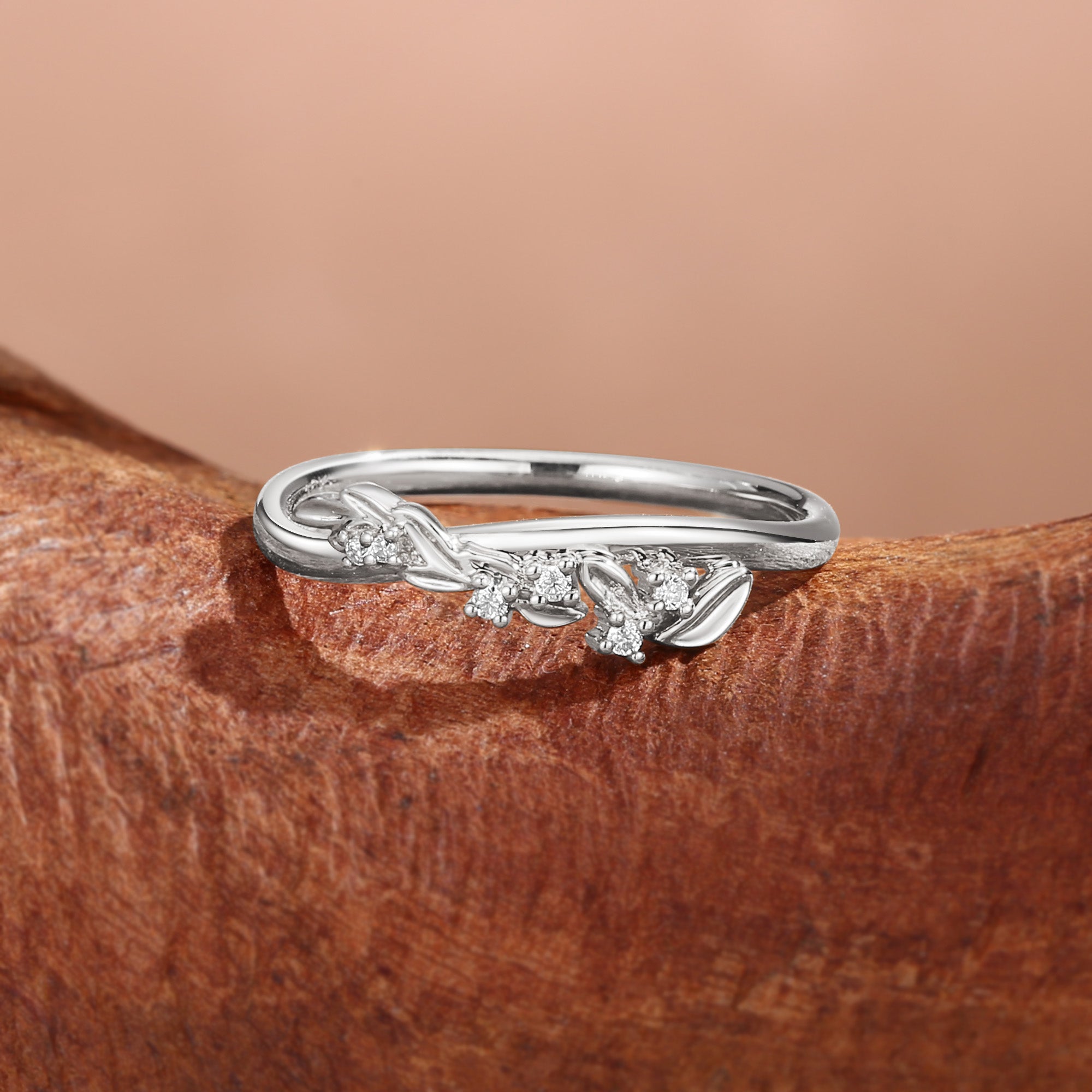 Unique Leaf Inspired Curved Moissanite Wedding Band