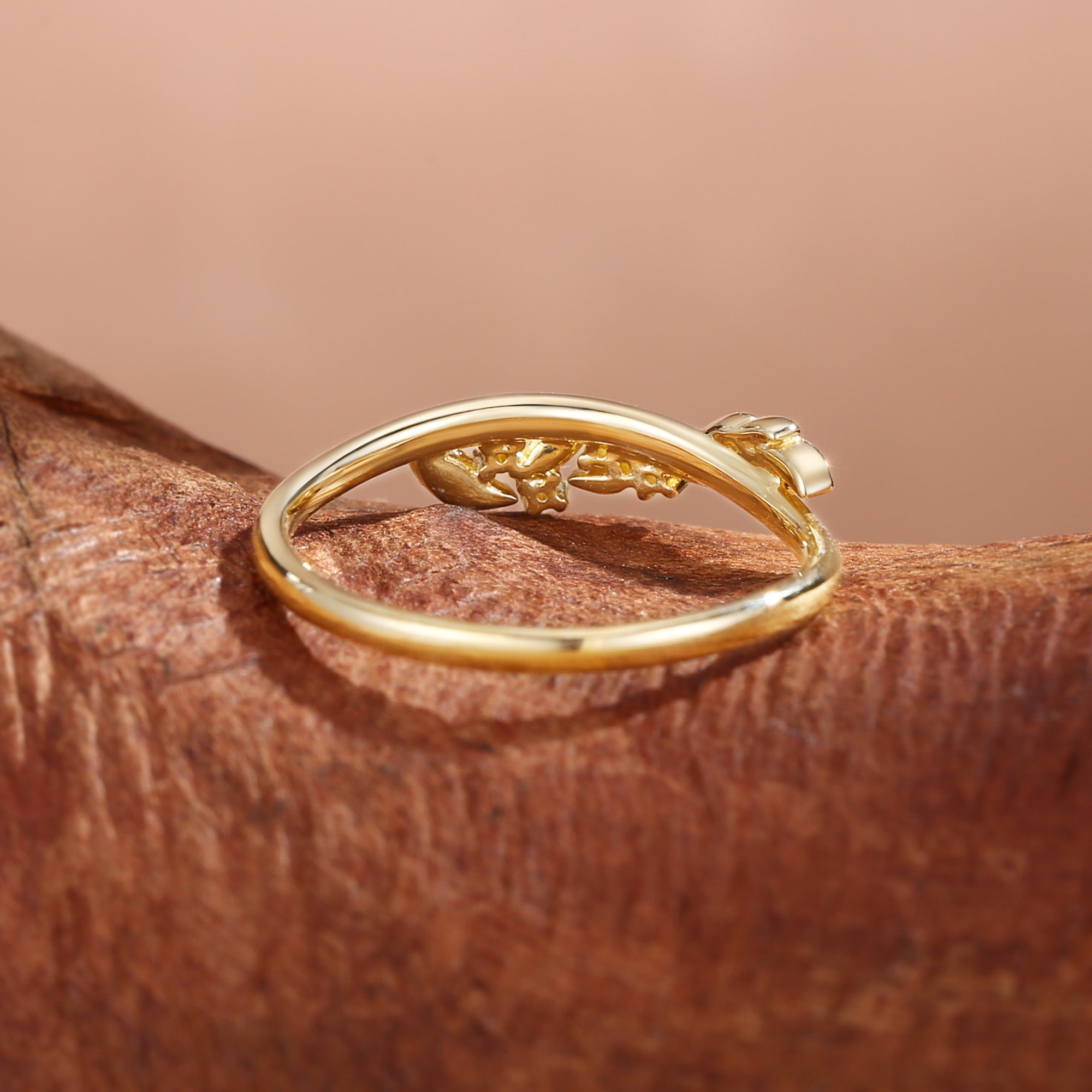 Unique Leaf Inspired Curved Moissanite Wedding Band