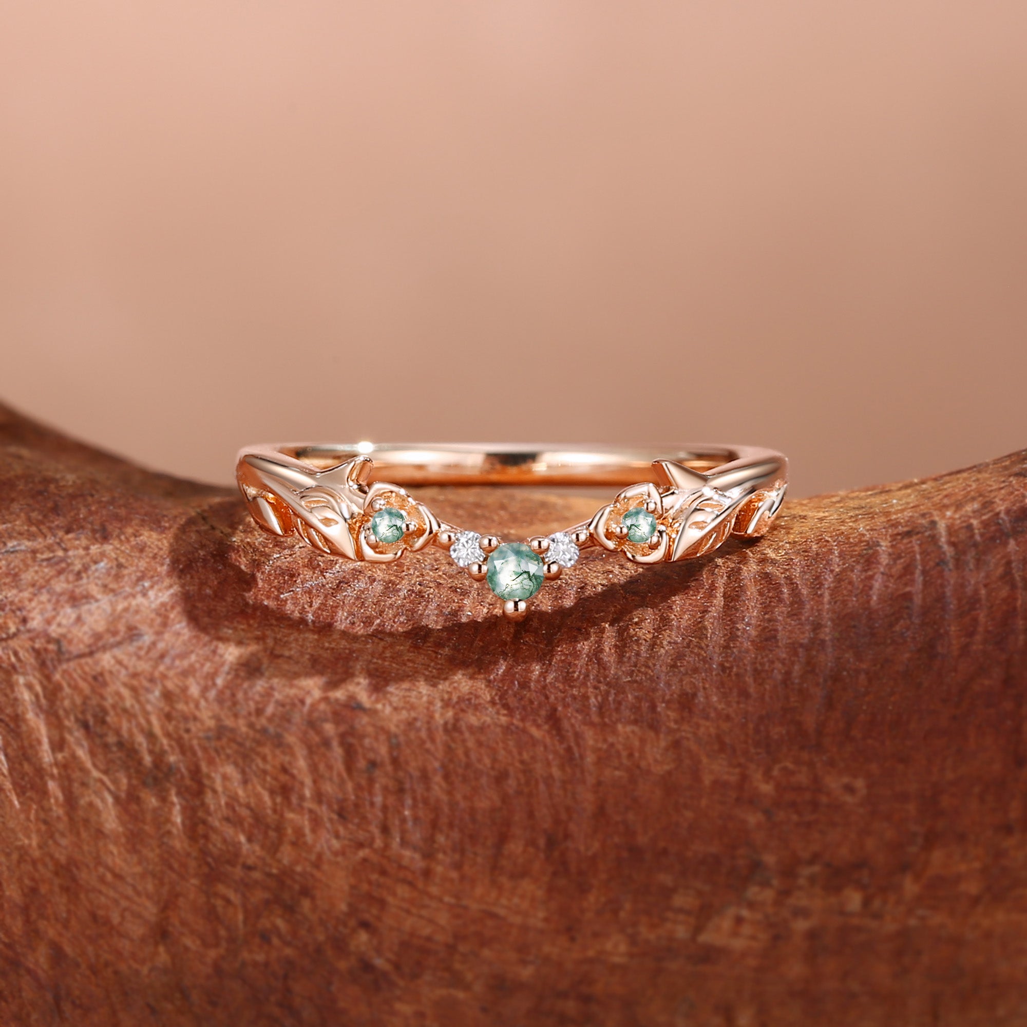 Flower Curved Moss Agate & Moissanite Wedding Band