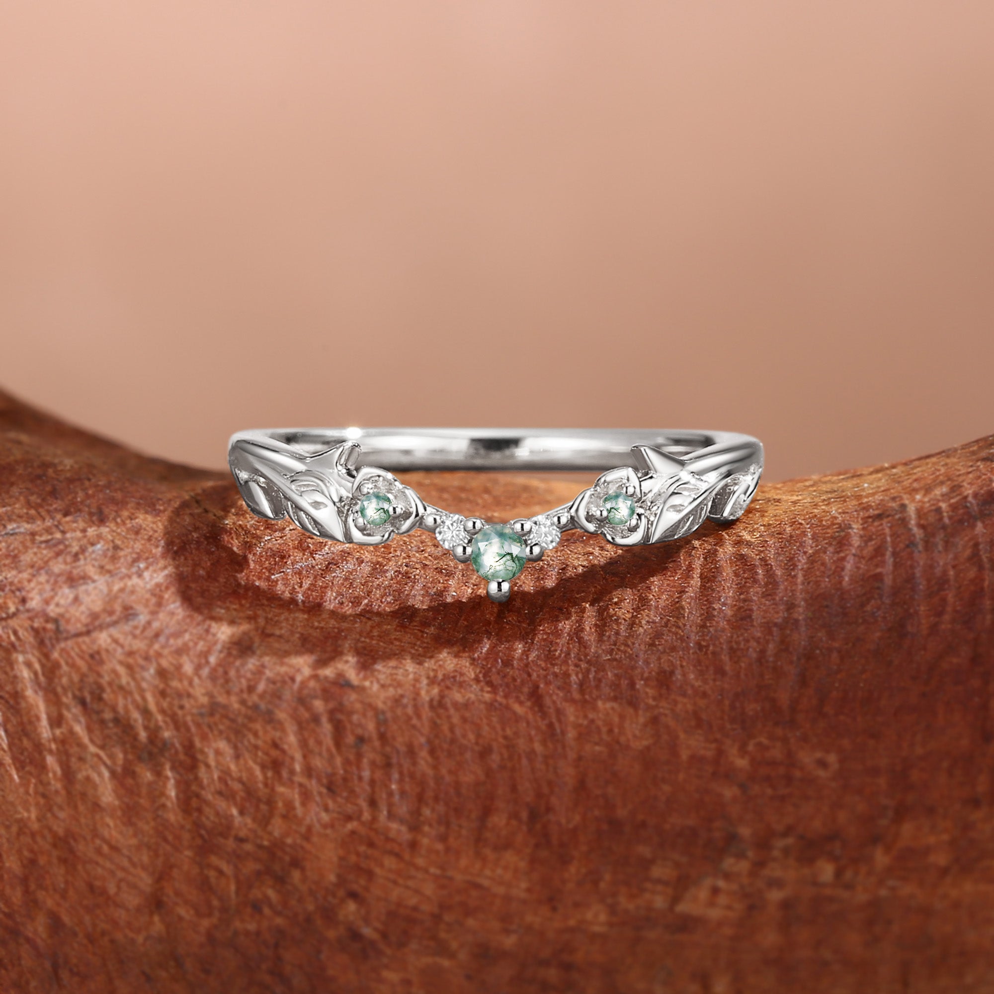 Flower Curved Moss Agate & Moissanite Wedding Band