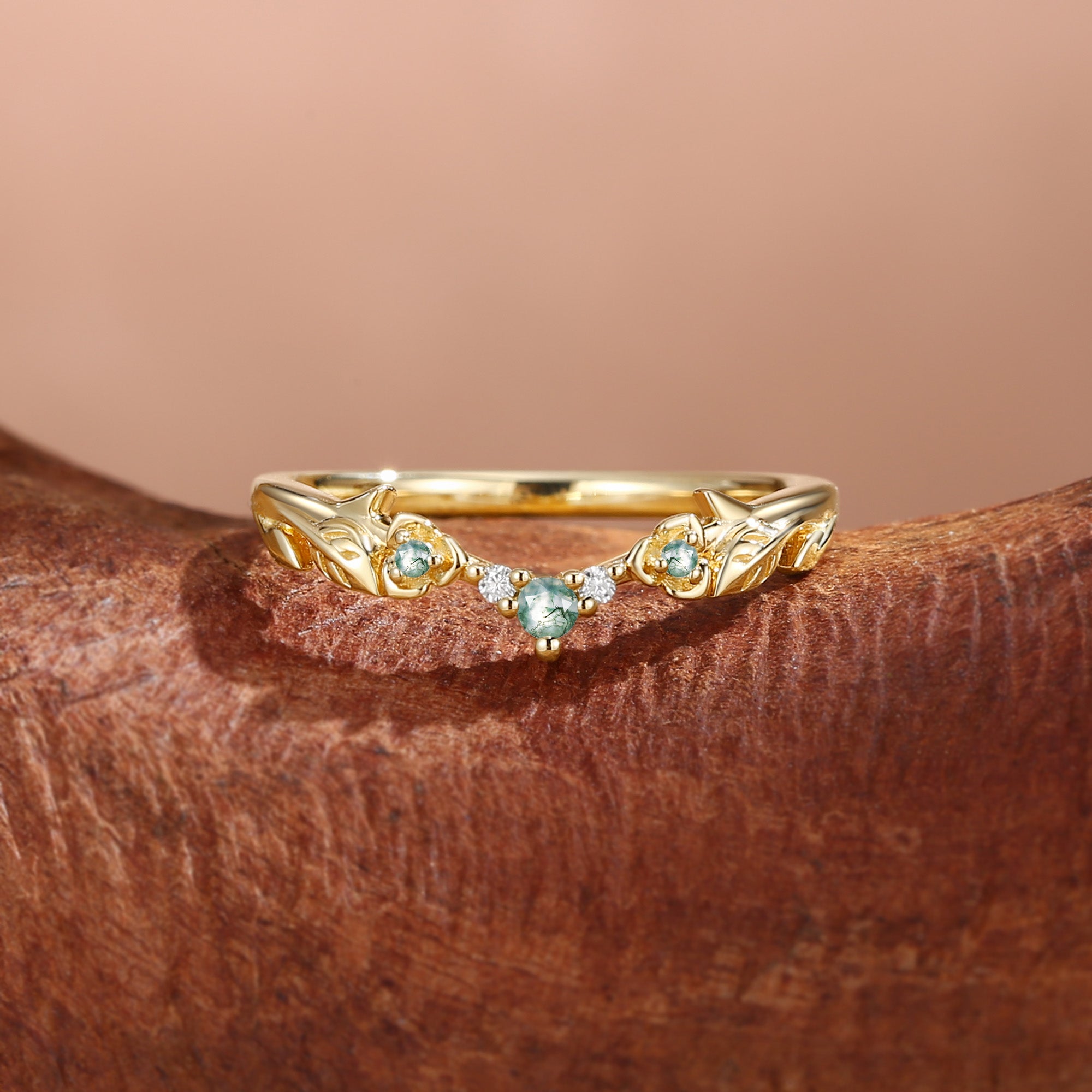 Flower Curved Moss Agate & Moissanite Wedding Band