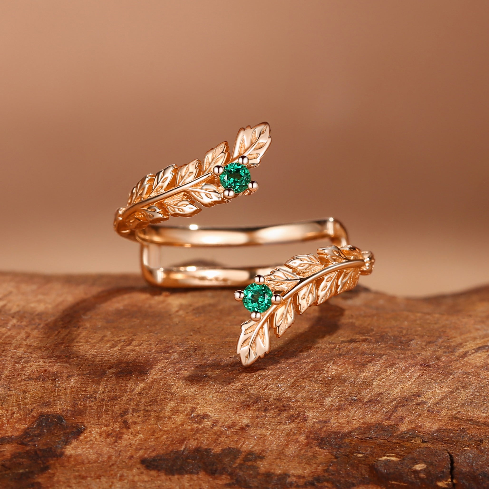 Vivienne -Nature Inspired Vintage Leafy Enhancer Wedding Band