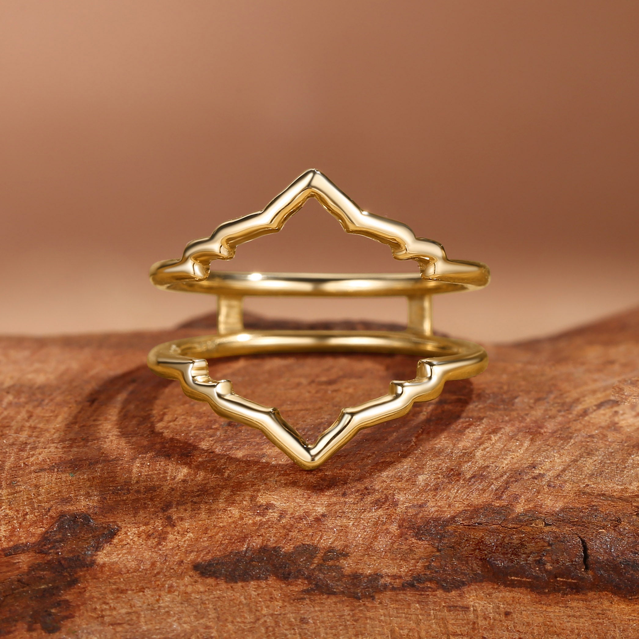 Giselle - Simple Delicate Curved  Enhancer Wedding Band