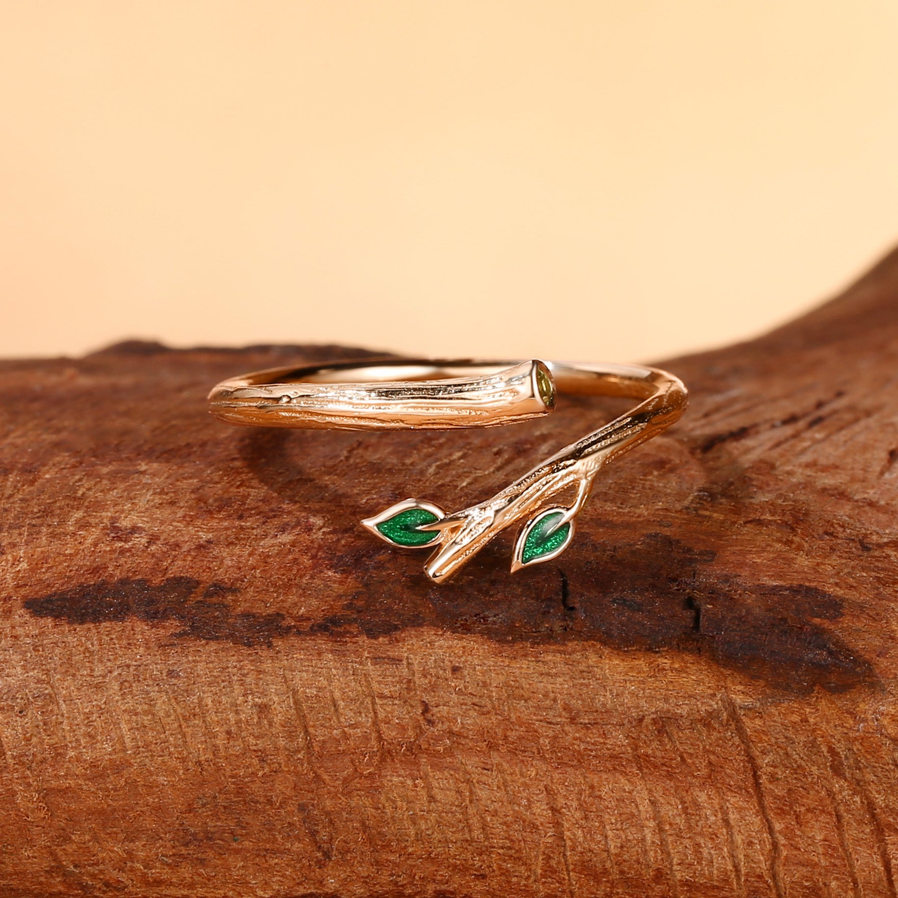 Nadia - Nature Inspired Vintage Enamel Leaf Wedding Band