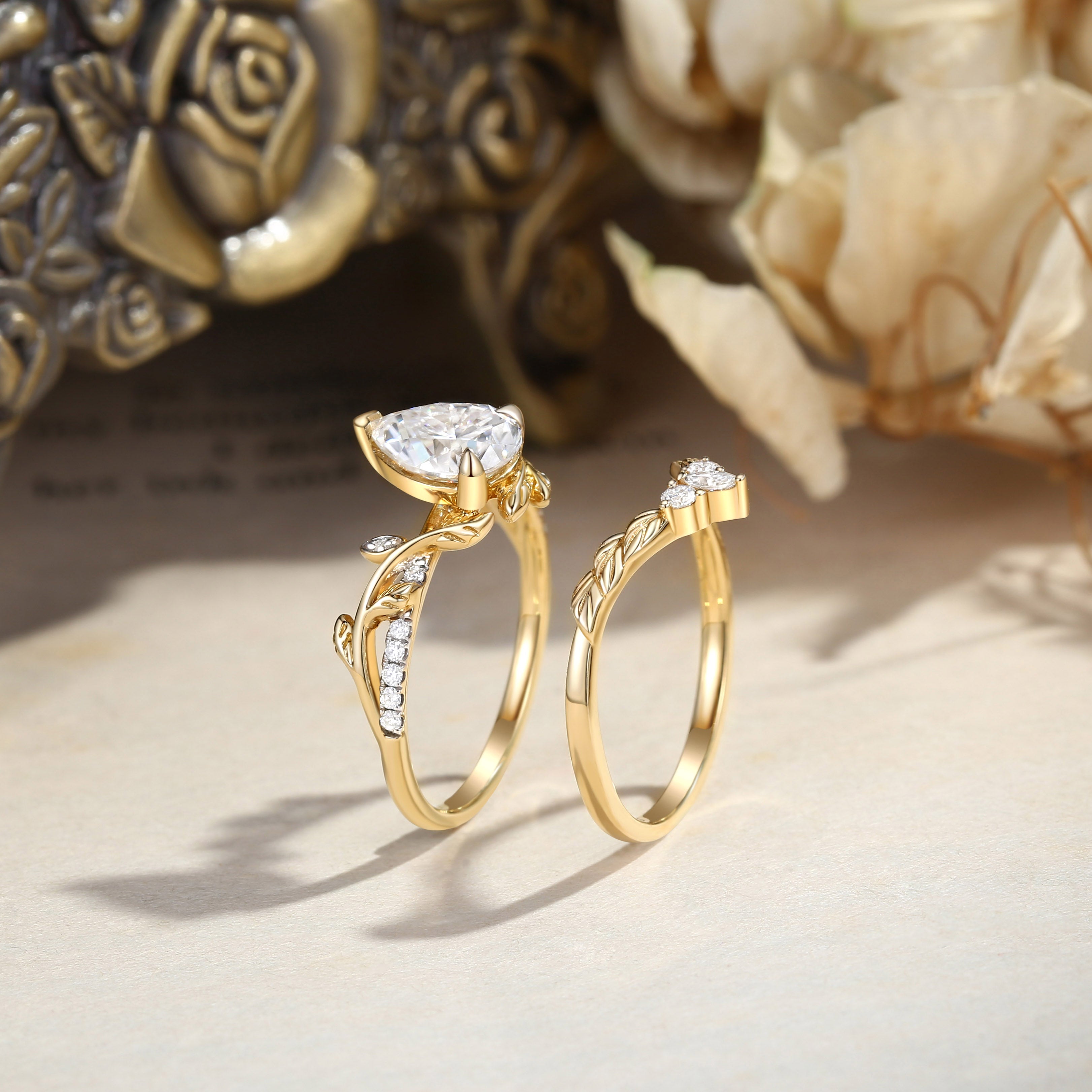 Jora - Pear Cut Moissanite Nature Inspired Leafy Bridal Set 2pcs