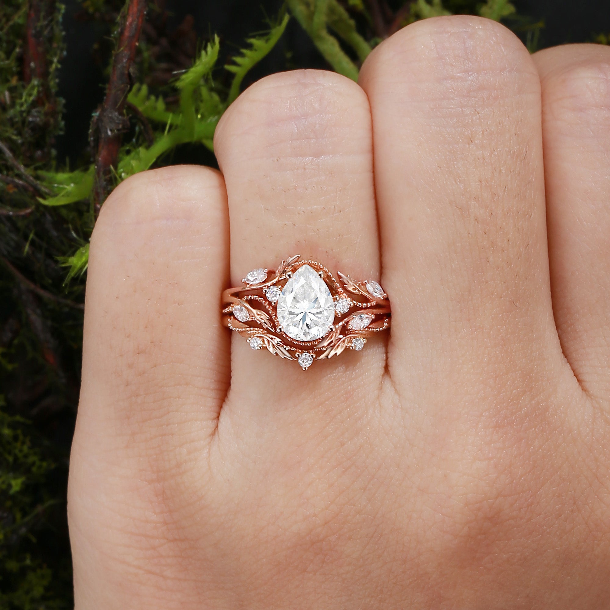 Hesper - Filigree Leafy Nature Pear Cut Moissanite Engagement Ring Set 2pcs