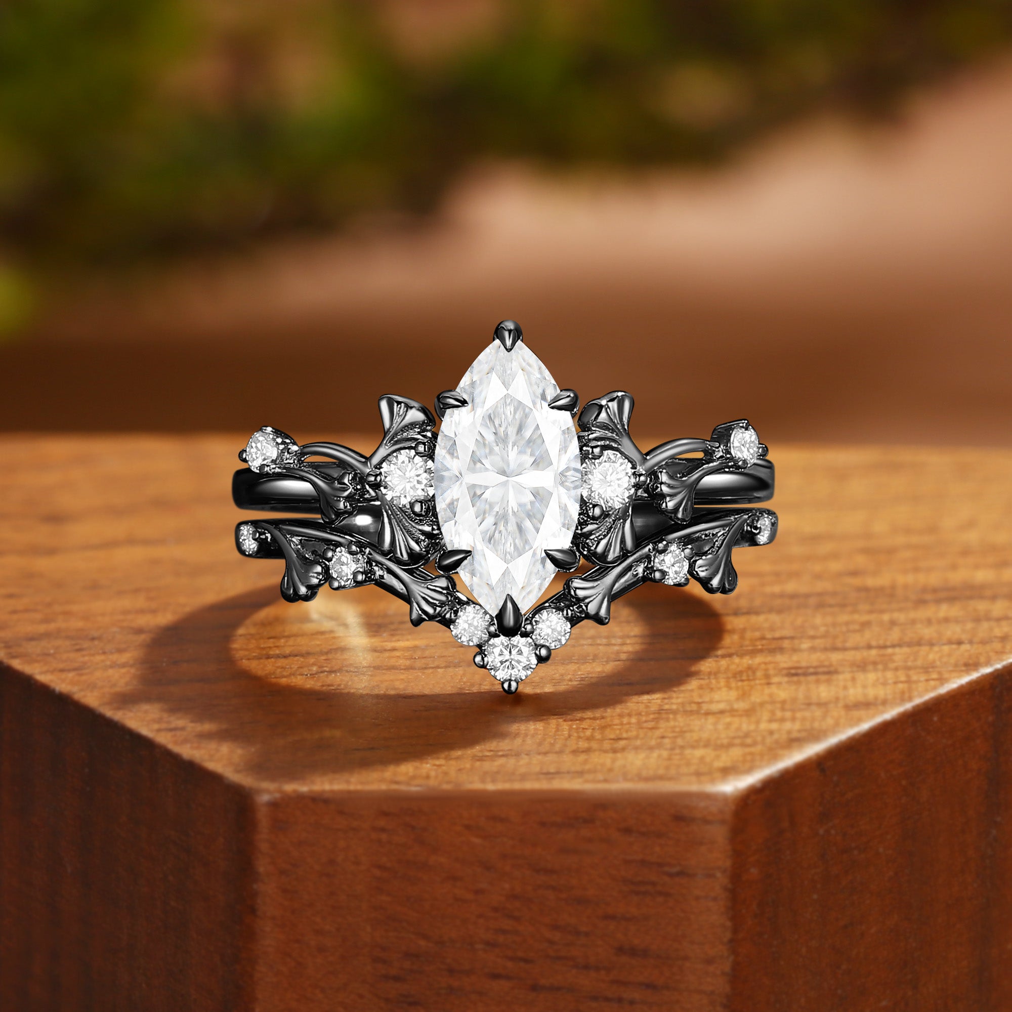 Liora - Unique Marquise Cut Moissanite Yellow Gold Ginkgo Leaf Bridal Set 2pcs