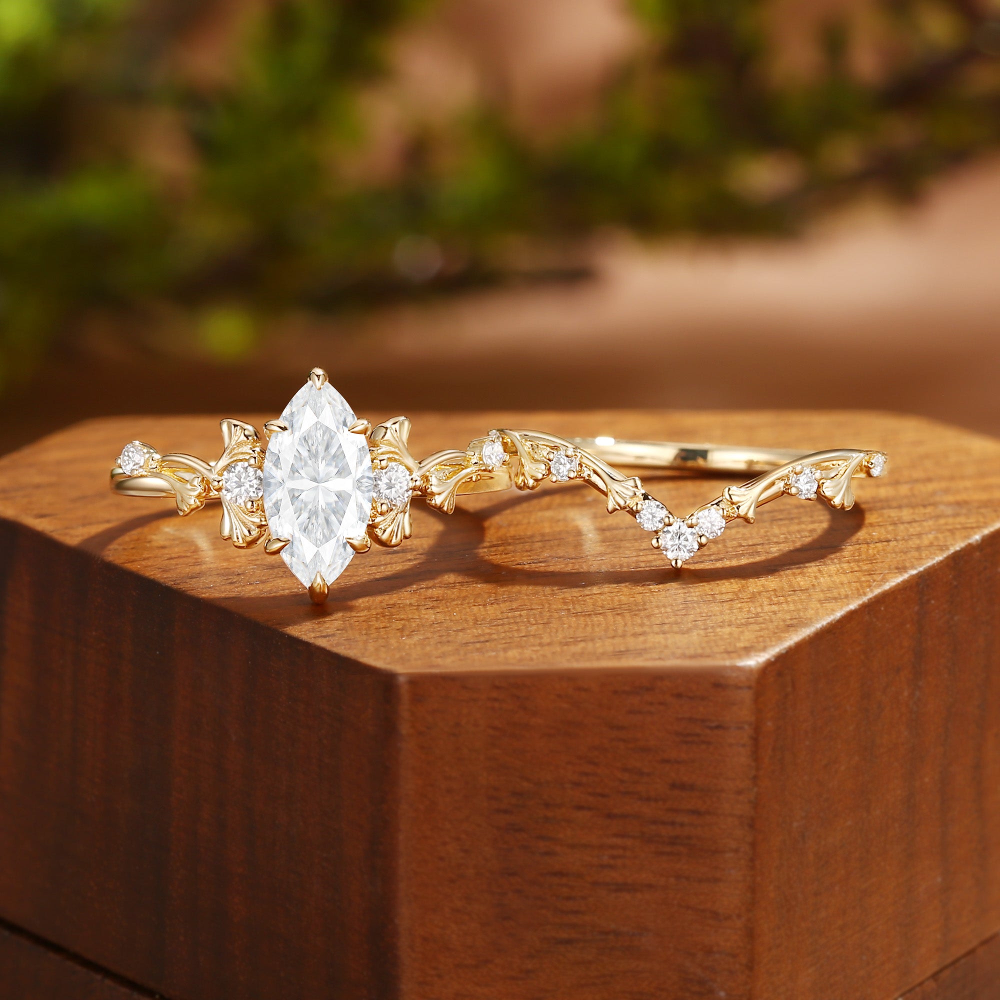 Liora - Unique Marquise Cut Moissanite Yellow Gold Ginkgo Leaf Bridal Set 2pcs