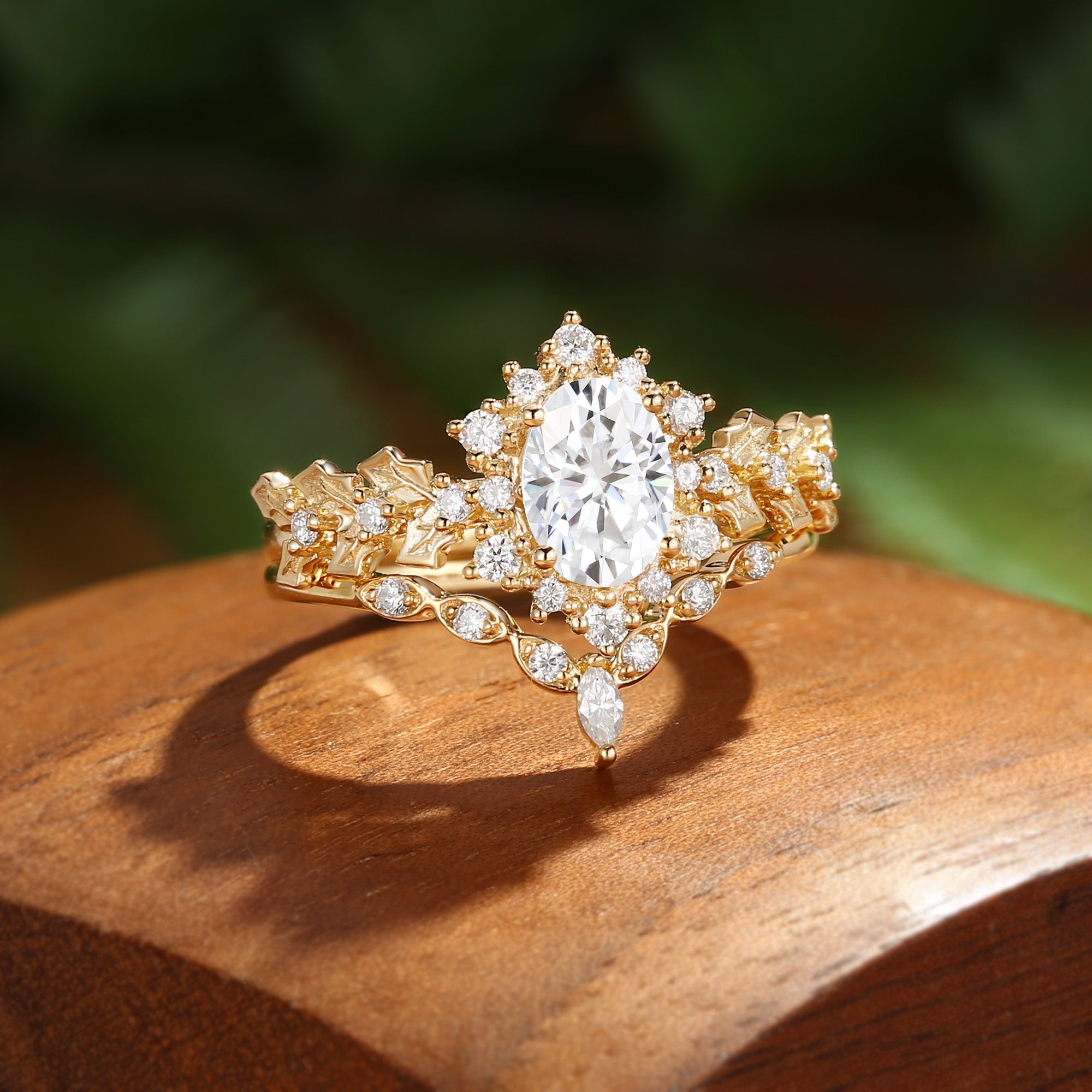 Esme - Oval Cut  Moissanite Holly Leaf Engagement Ring Set 2PCS