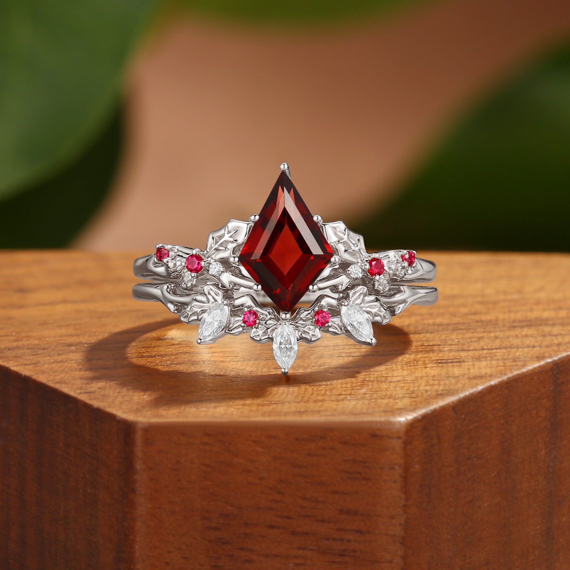 Blythe - 1.5CT Kite Cut Garnet Holly Leaf Engagement Ring Set 2PCS