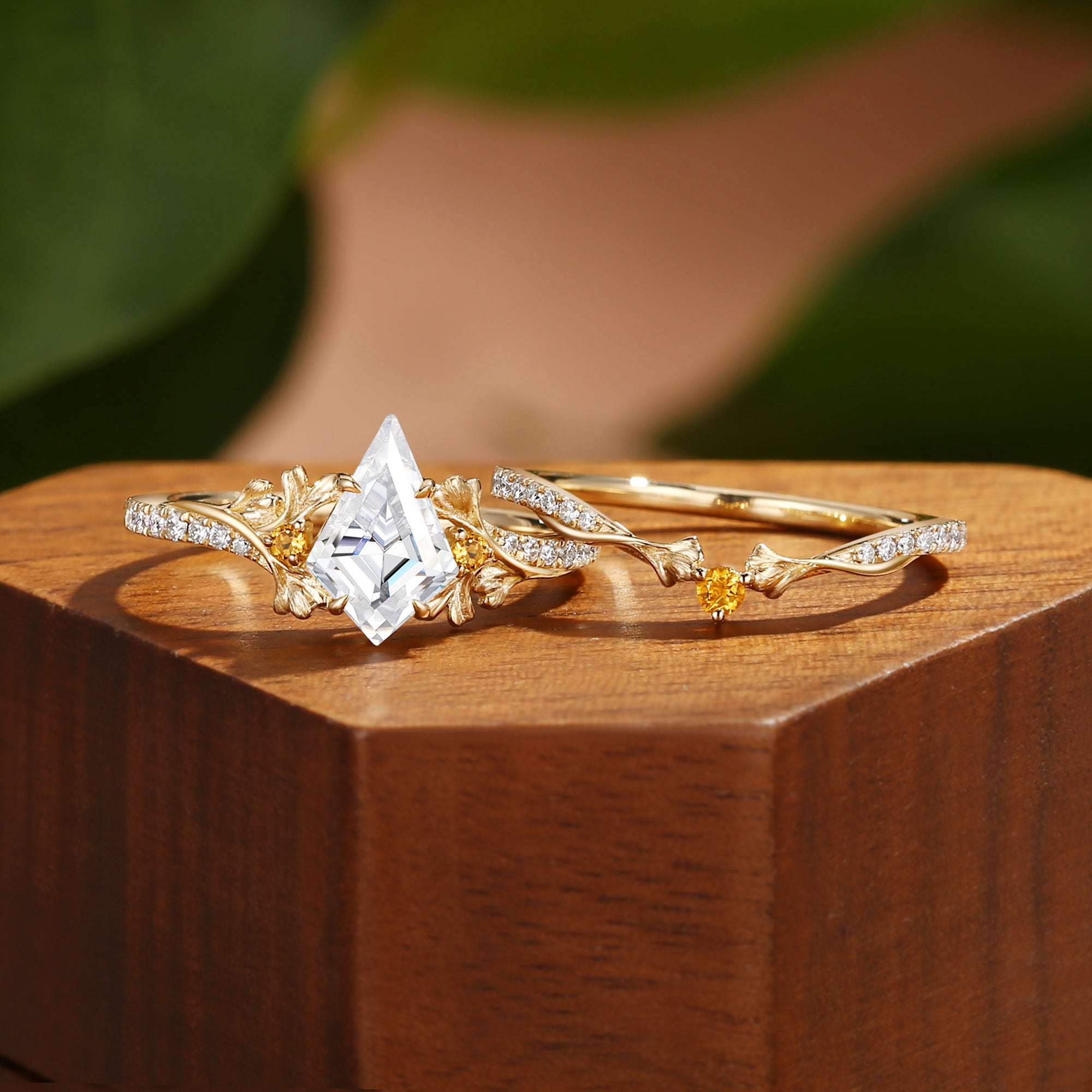 Sienna - Unique Kite Cut Moissanite Yellow Gold Ginkgo Leaf Bridal Set 2pcs