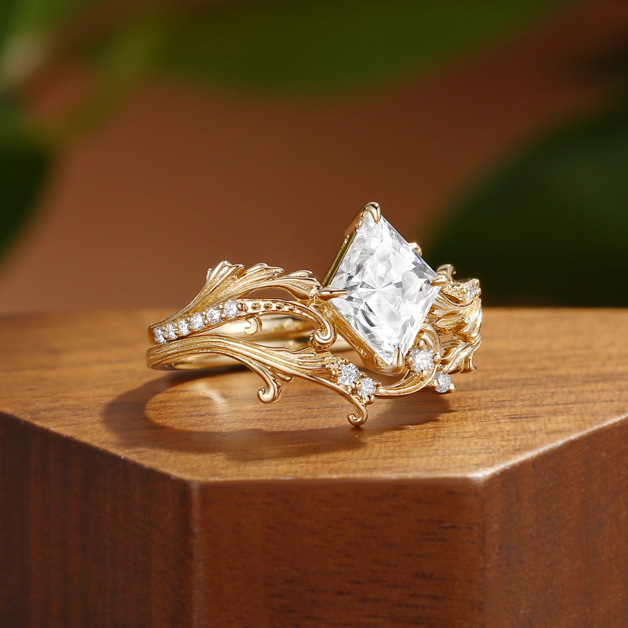 Serene - Vintage Rhombus Kite Cut Moissanite Gold Acanthus Leaf Bridal Set 2pcs