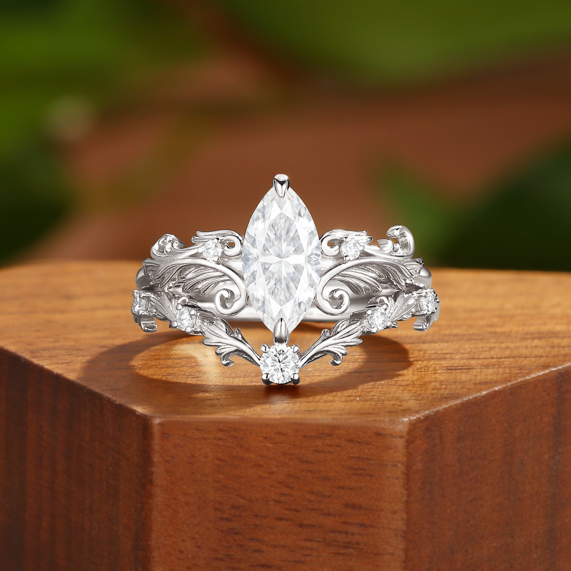 Rhea - Vintage Marquise Kite Cut Moissanite Acanthus Leaf Wedding Ring Set 2pcs