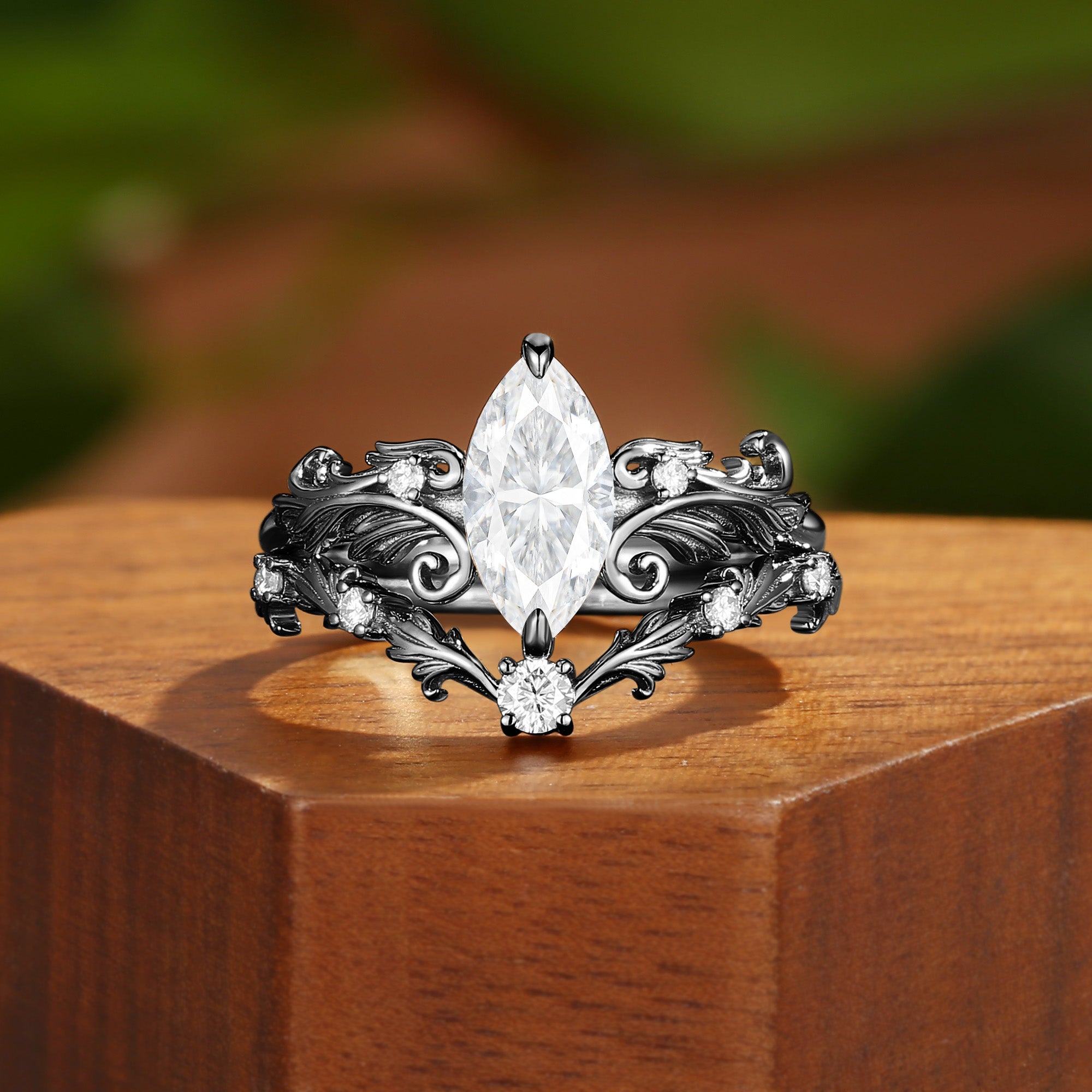 Rhea - Vintage Marquise Kite Cut Moissanite Acanthus Leaf Wedding Ring Set 2pcs