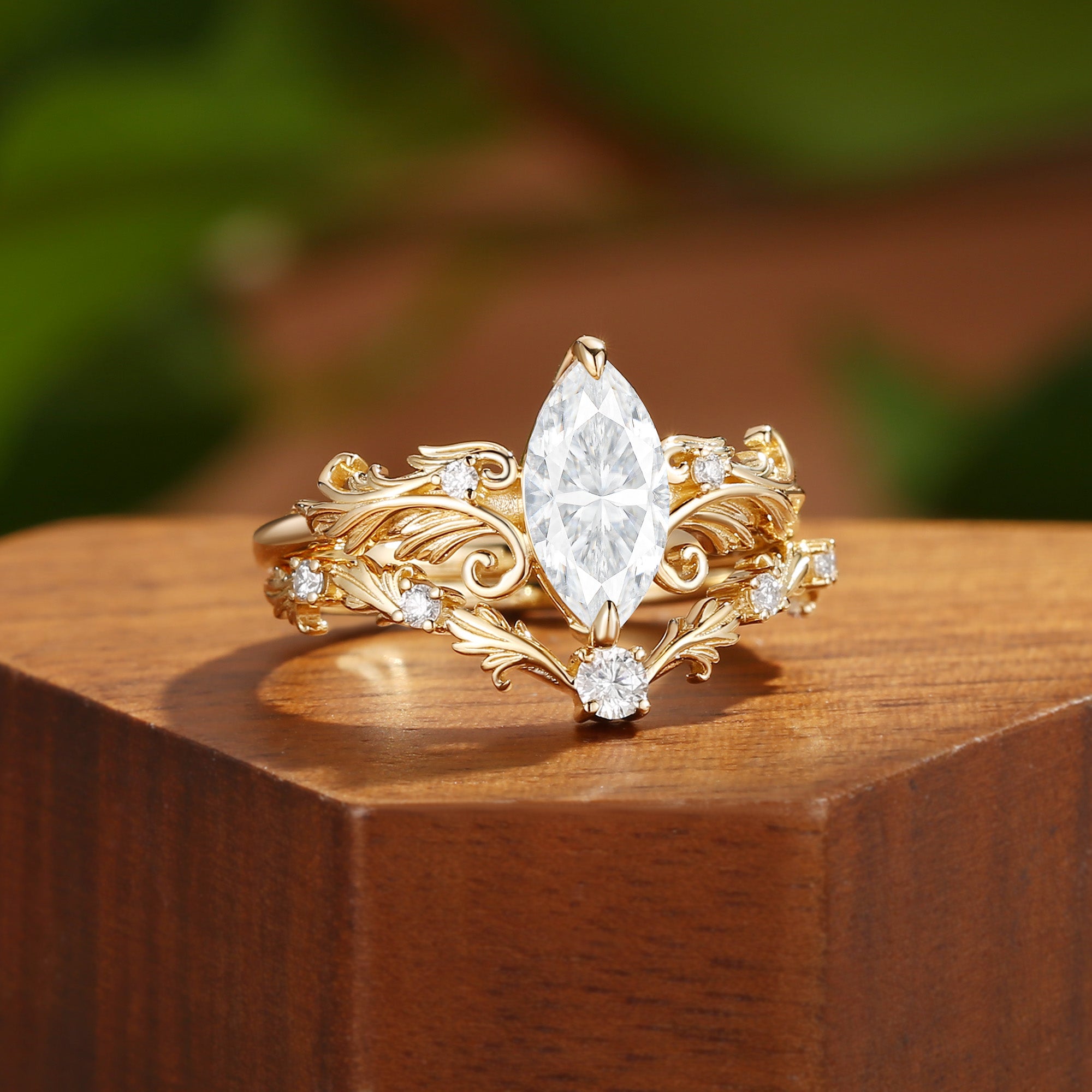 Rhea - Vintage Marquise Kite Cut Moissanite Acanthus Leaf Wedding Ring Set 2pcs