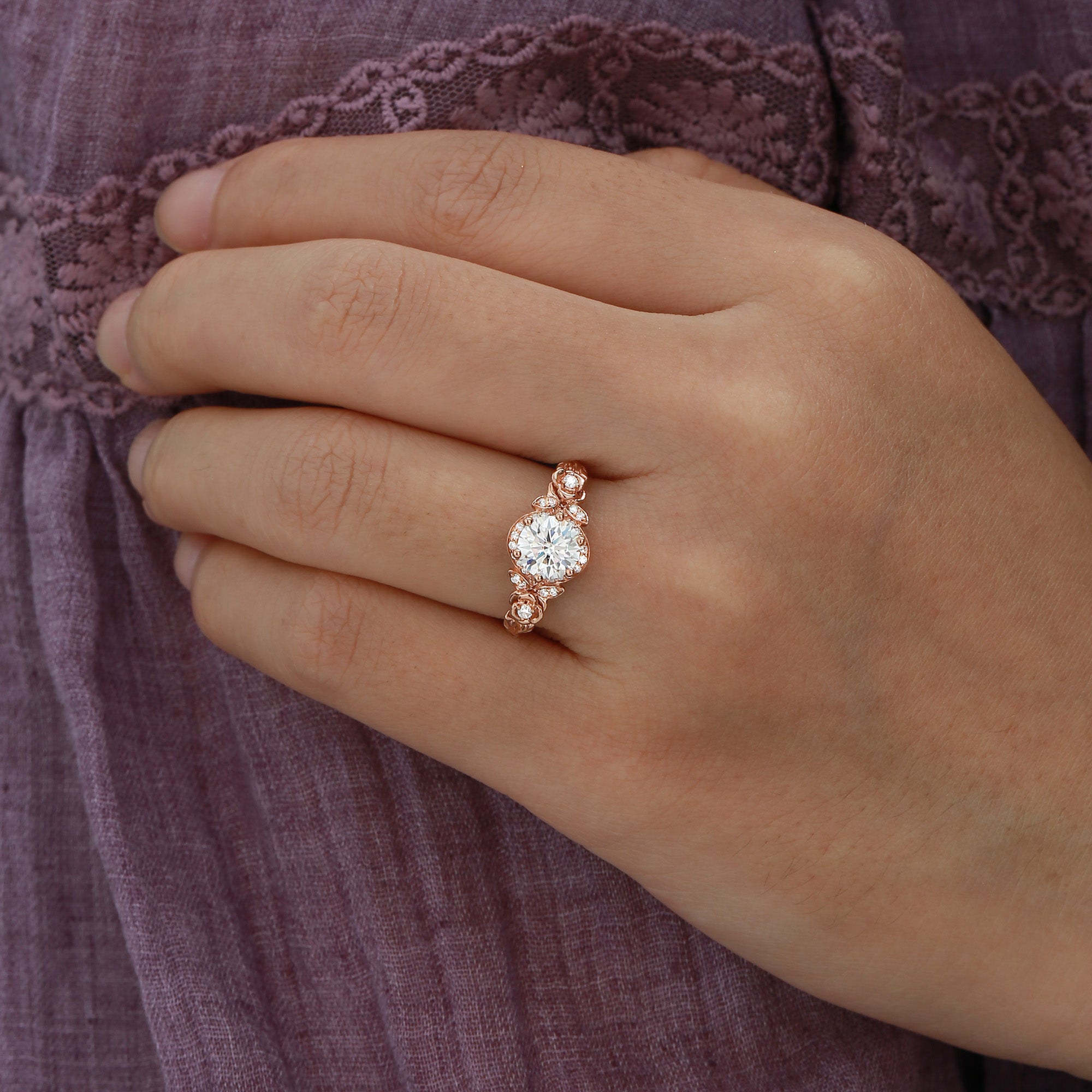 Fleur - Art Deco Round Cut Moissanite Flower Engagement Ring