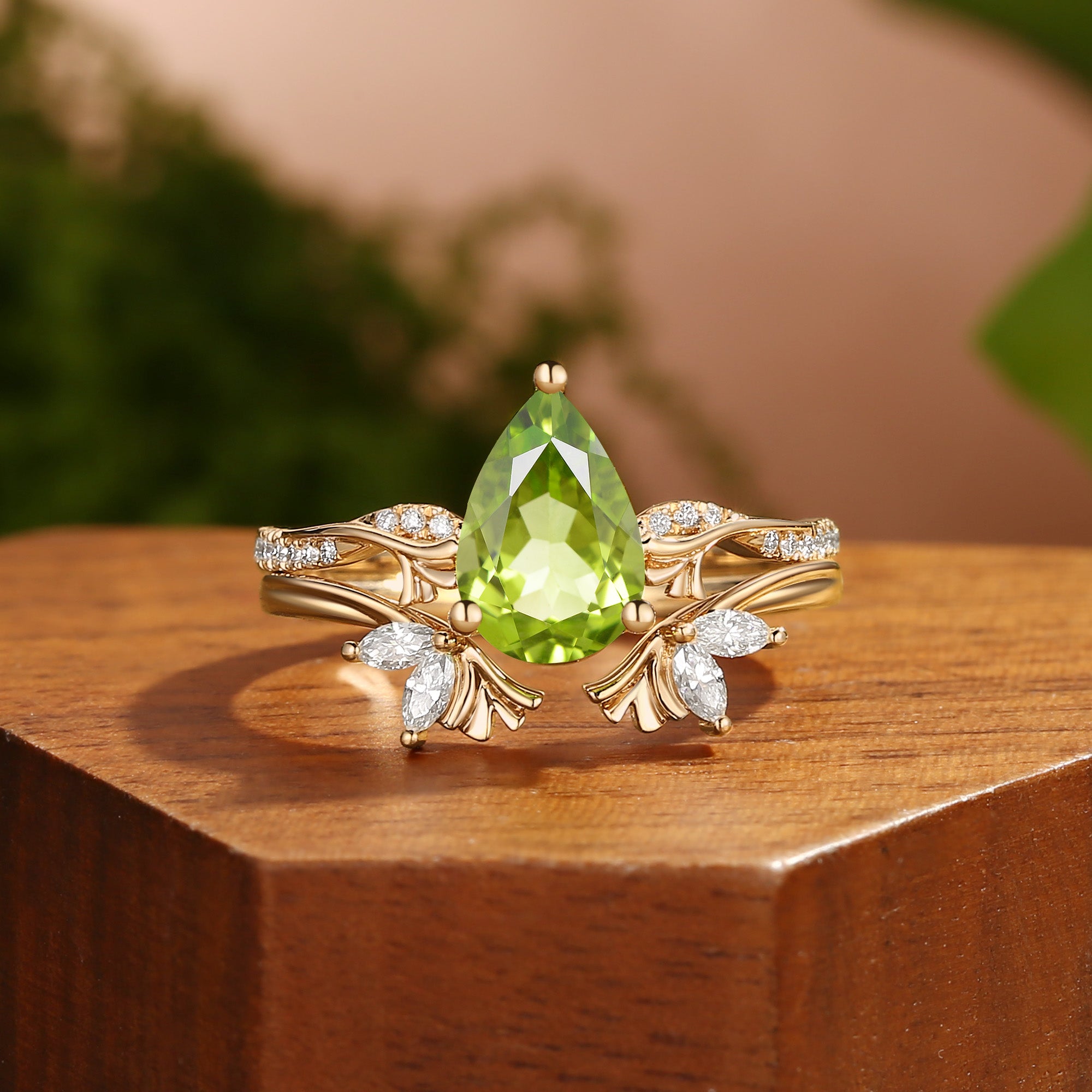 Sienna - Unique Pear Cut Green Peridot Ginkgo Leaf Engagement Ring Set 2pcs