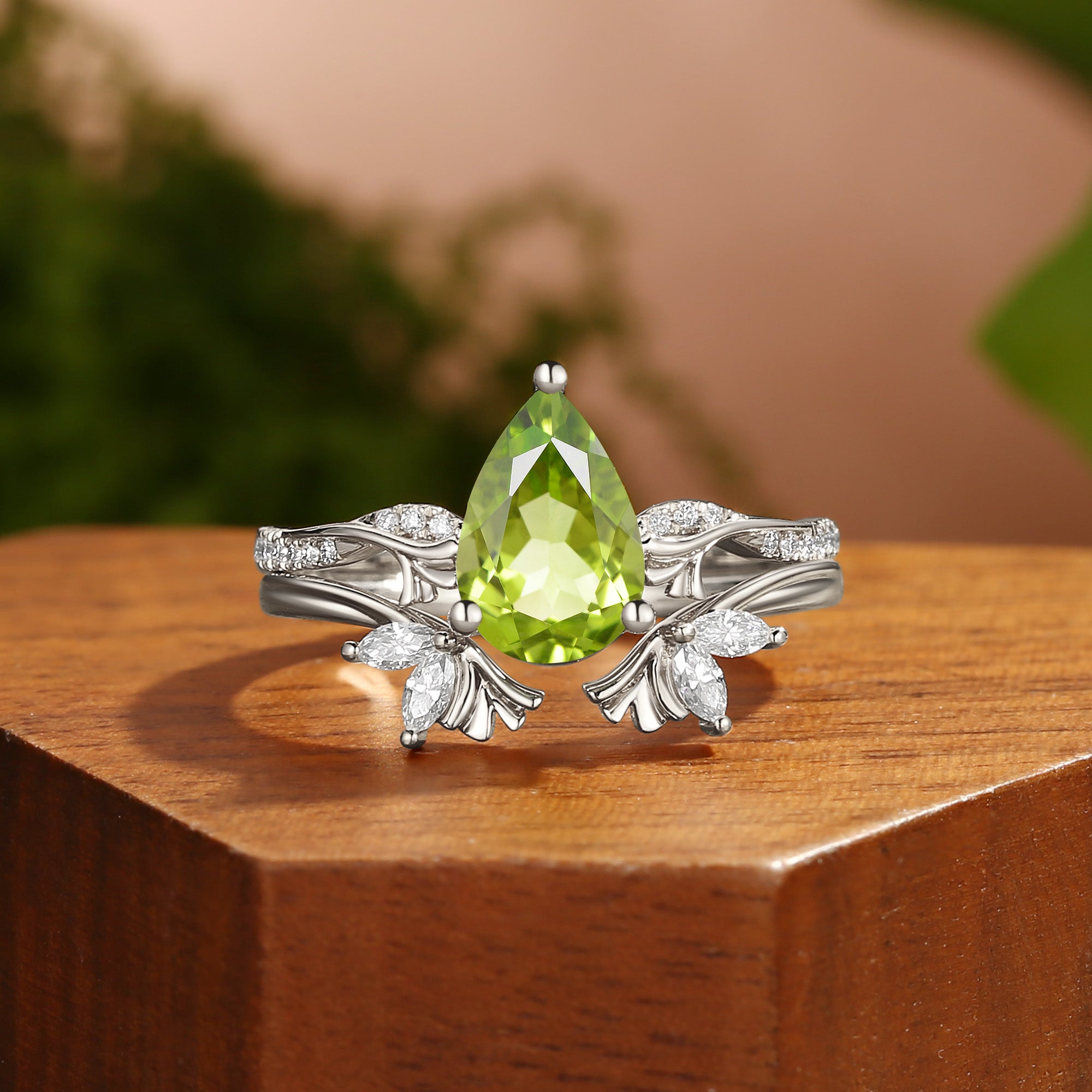 Sienna - Unique Pear Cut Green Peridot Ginkgo Leaf Engagement Ring Set 2pcs