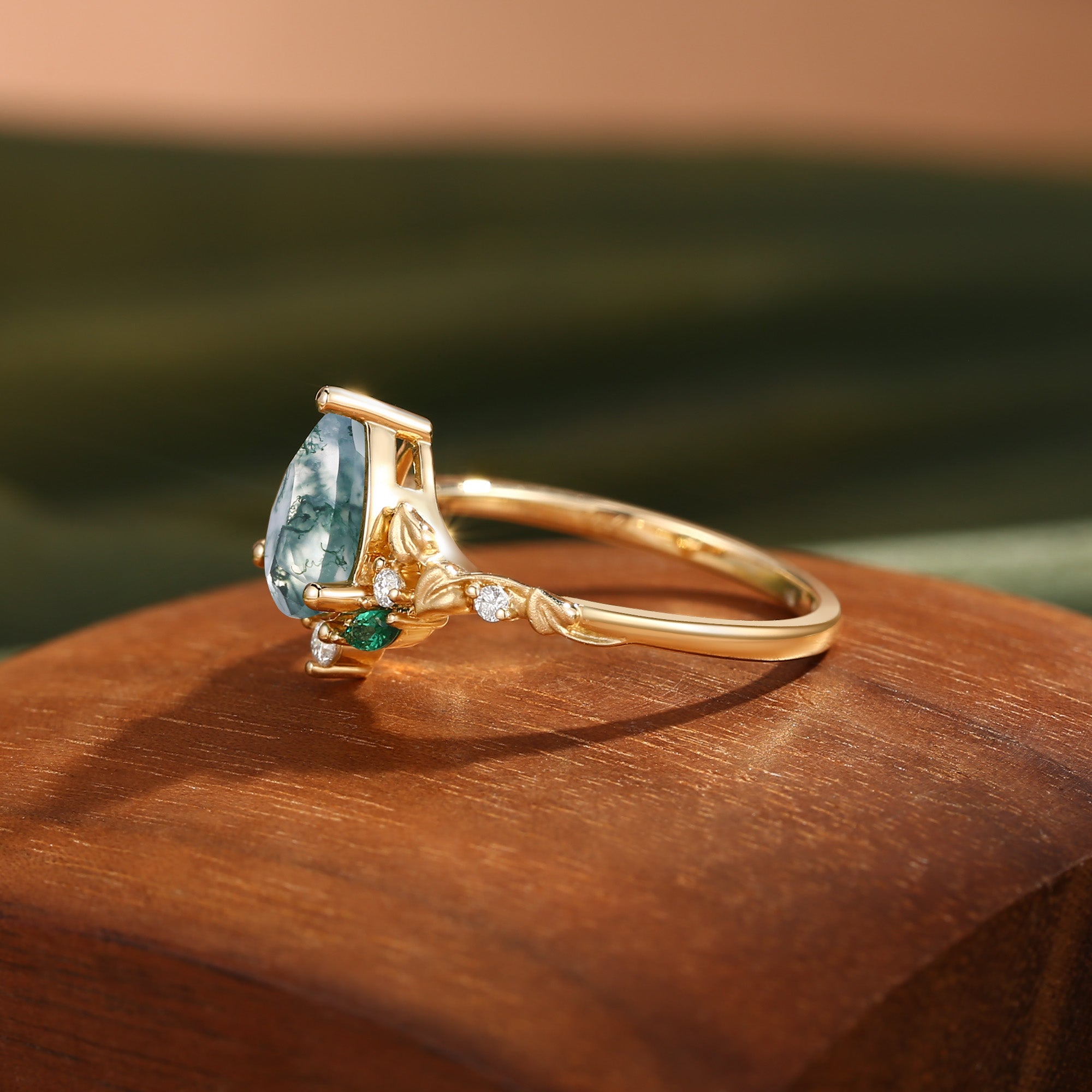 Hedera -  Heart Leaf Moss Agate Engagement Ring