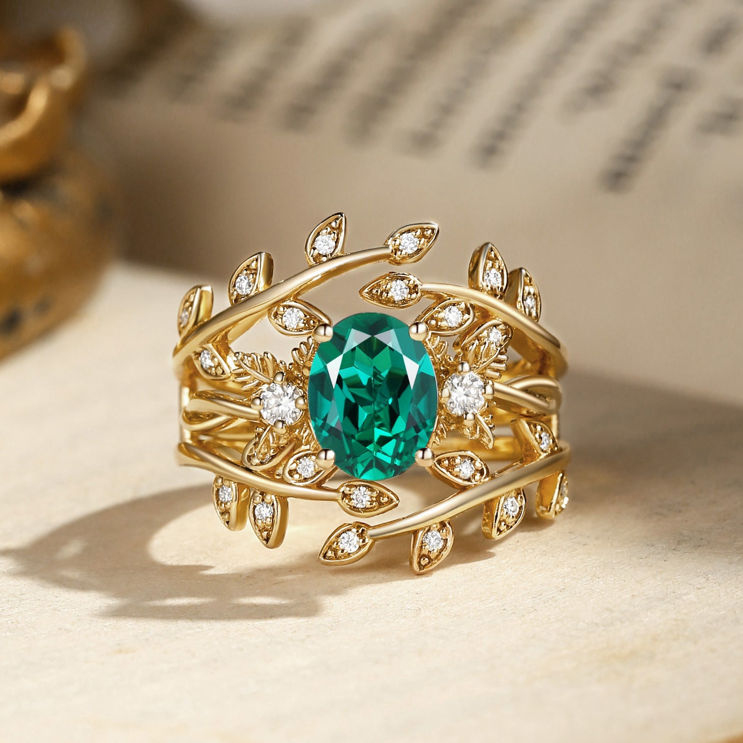 Léonie - Oval Cut Lab Emerald Leafy Enhancer Ring Set 2pcs