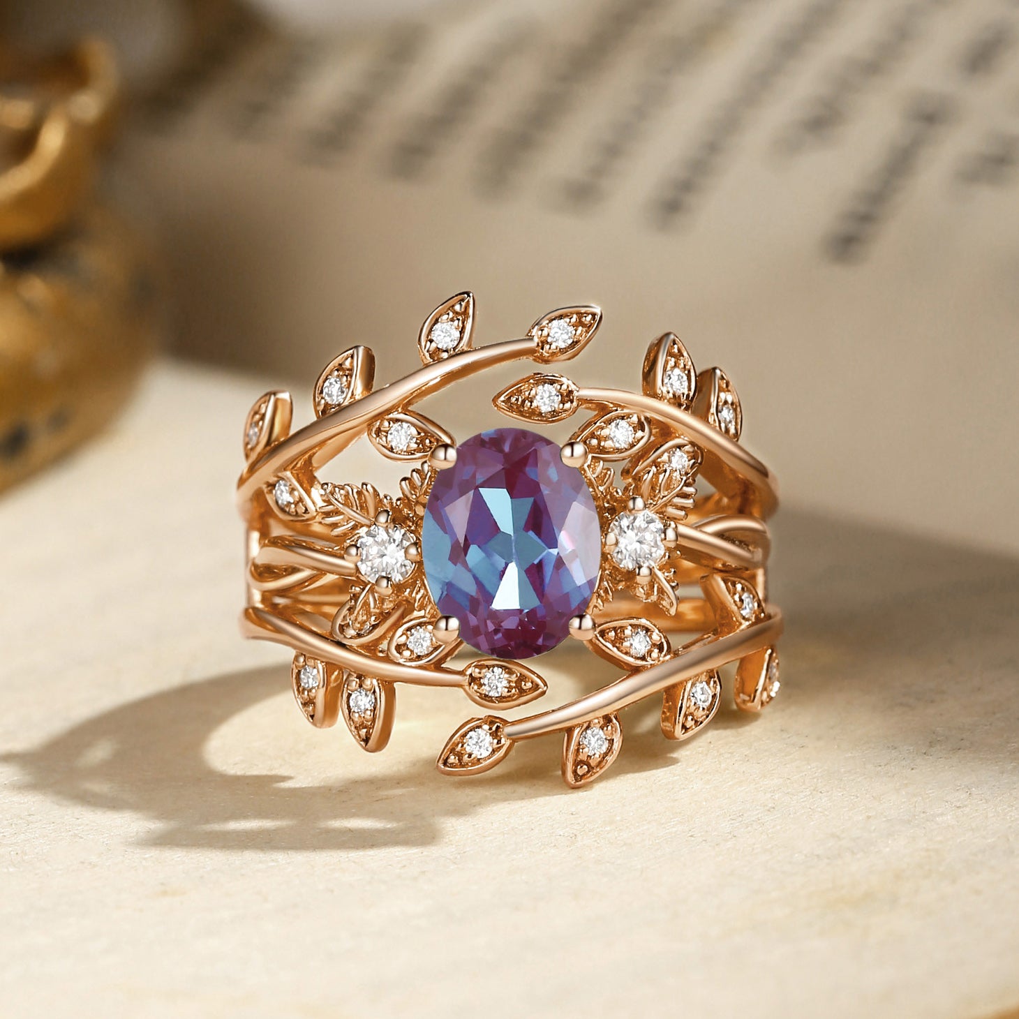 Léonie - Oval Cut Alexandrite Leafy Enhancer Ring Set 2pcs