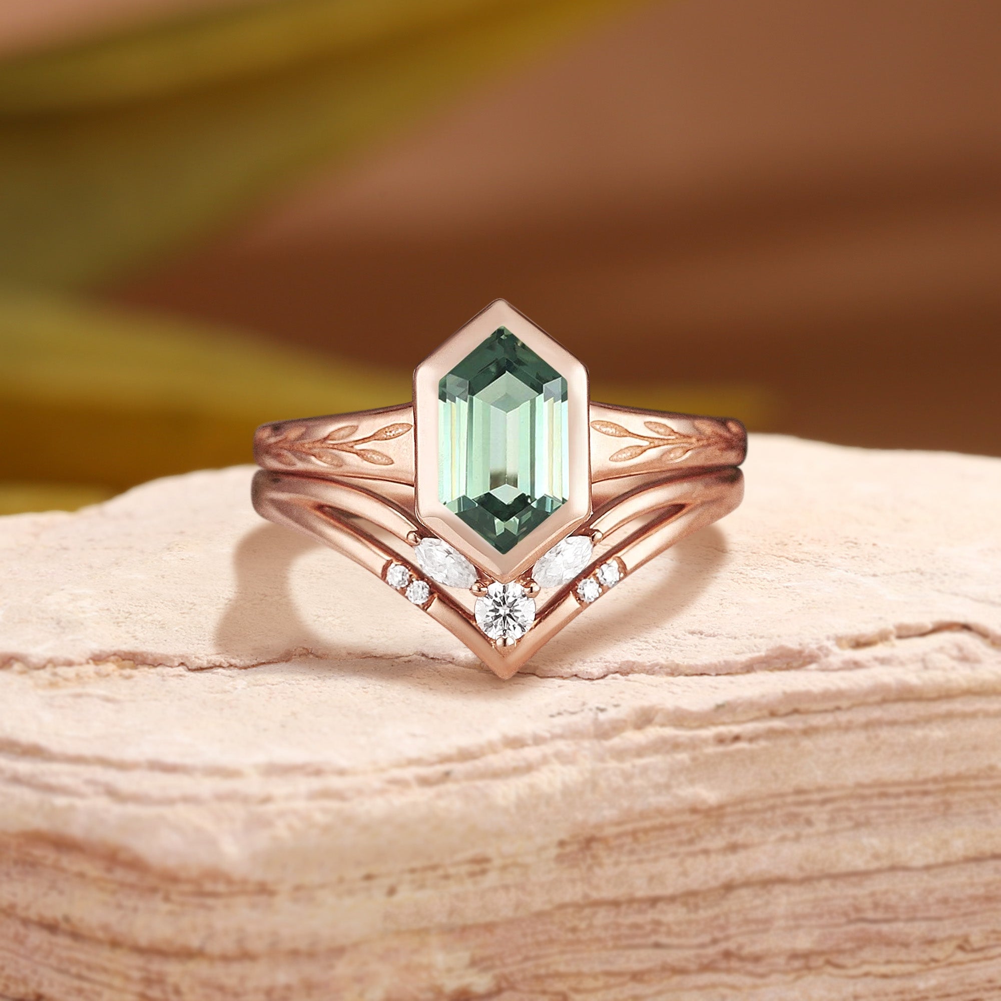 Ruelle - Green Sapphire Hexagon Cut Leaf Engraved Promise Ring Sets