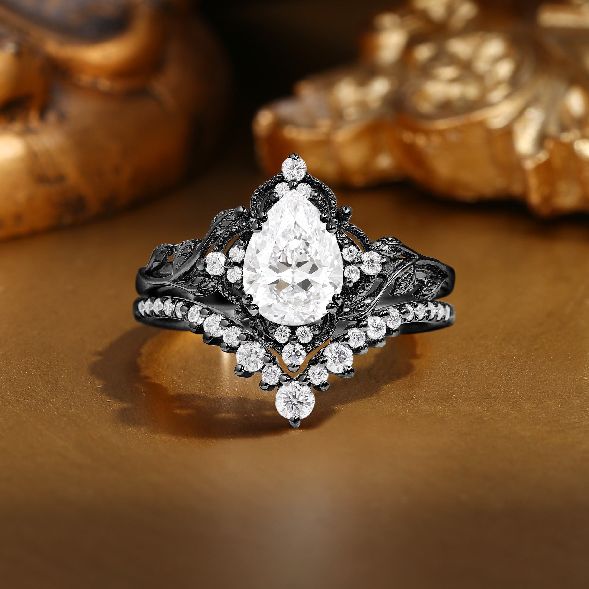 Sibylla - Pear Cut  Lab Grown Diamond Flower Royalcore Vintage Engagement Ring Set 2Pcs