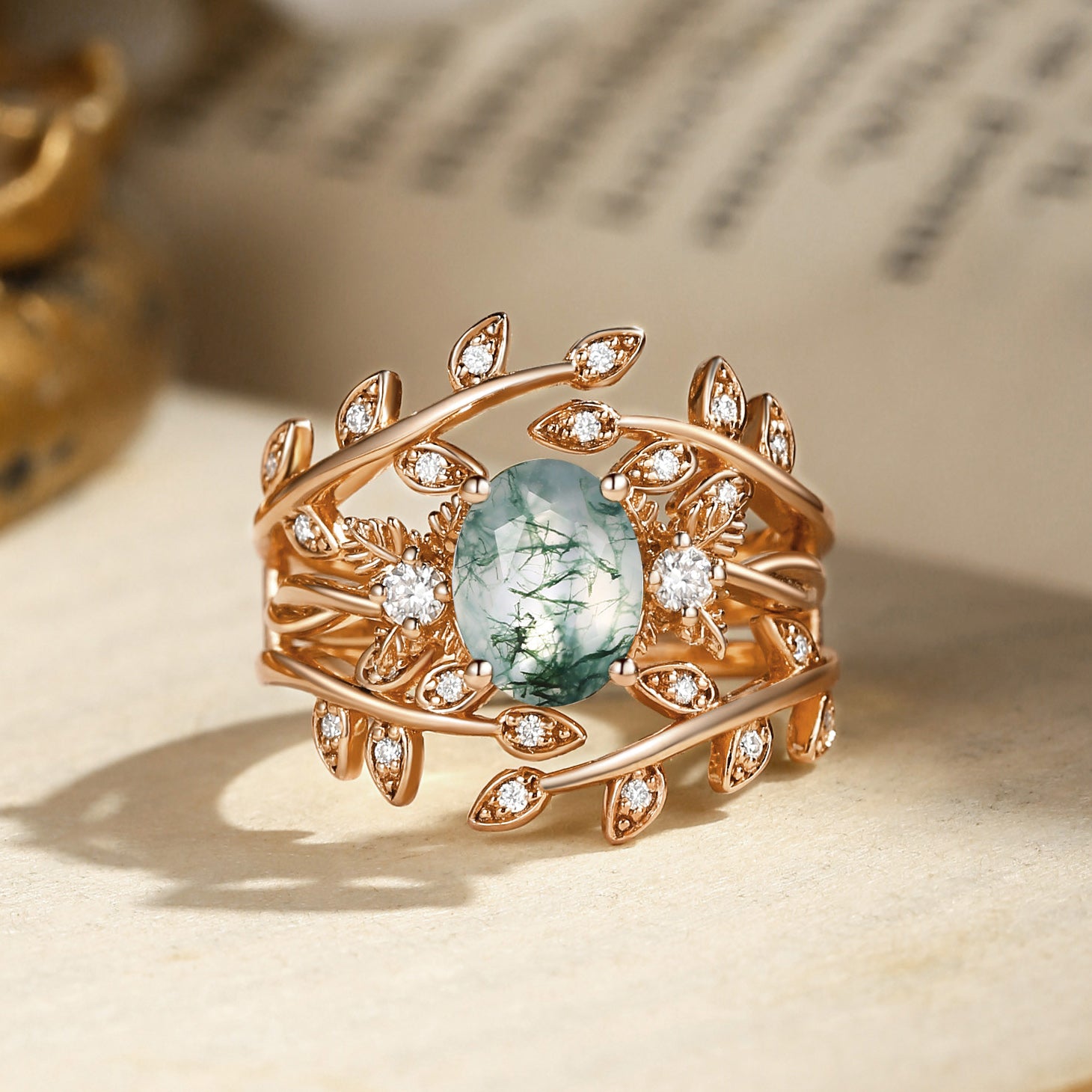 Léonie - Oval Cut Alexandrite Leafy Enhancer Ring Set 2pcs