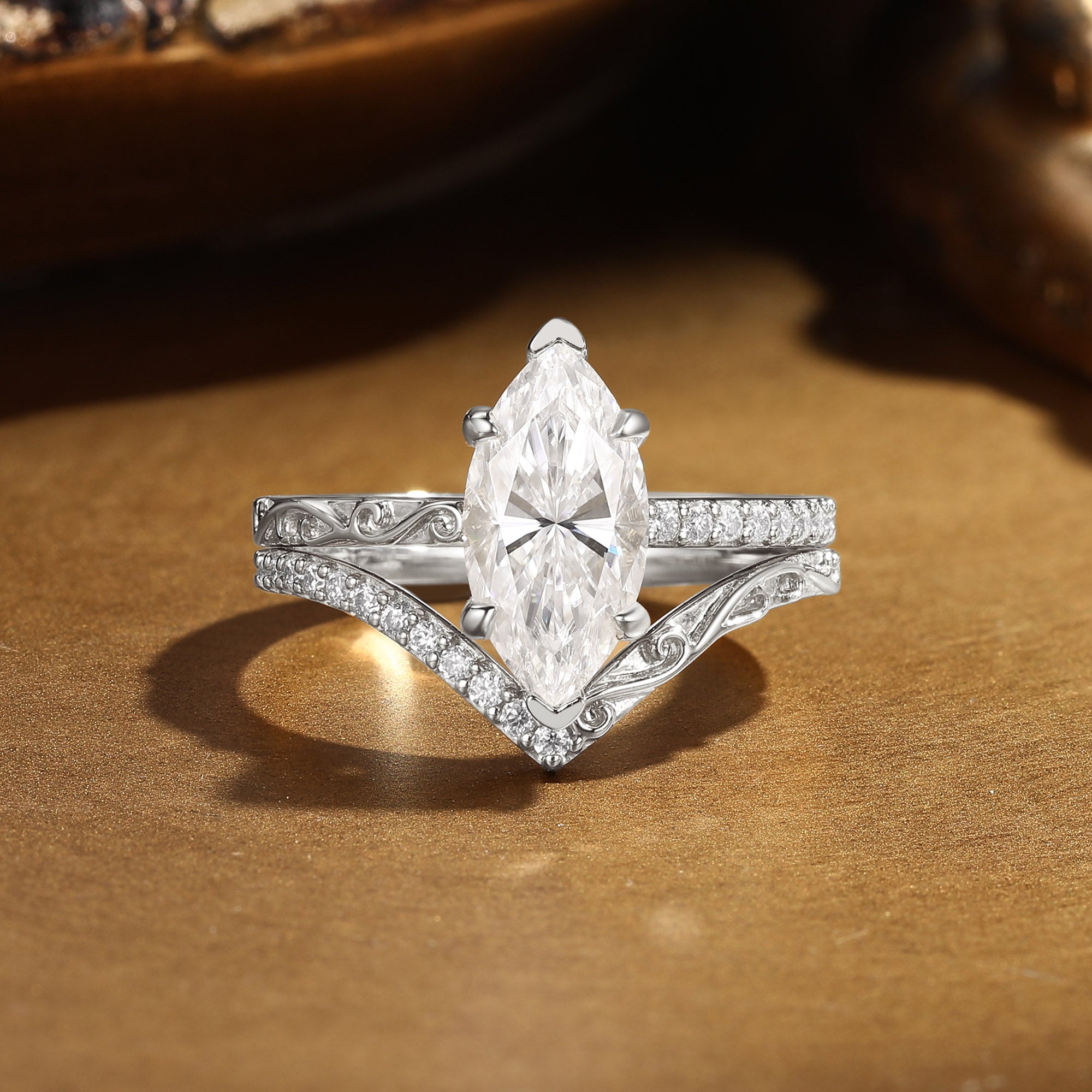 2.0CT Unique Marquise Moissanite Engraved Inspired Bridal Set 2Pcs - Vianne