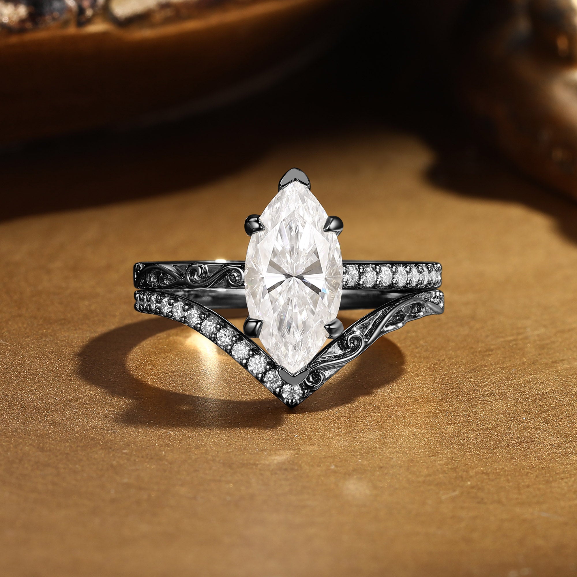 2.0CT Unique Marquise Moissanite Engraved Inspired Bridal Set 2Pcs - Vianne