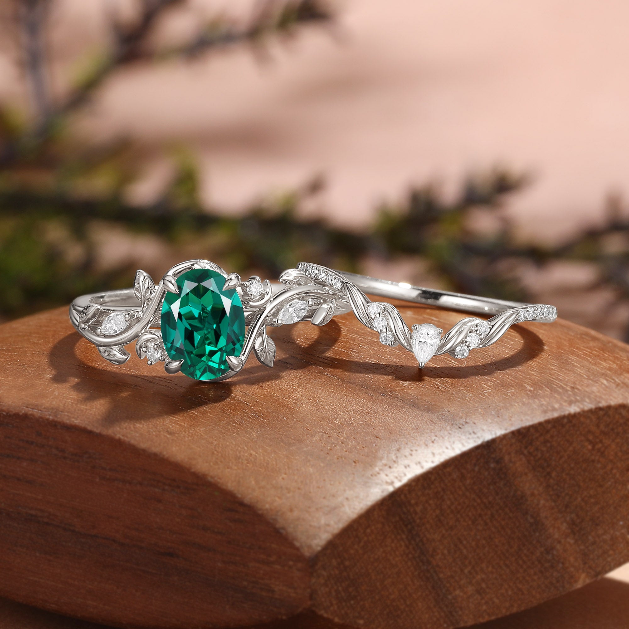Oval Cut Lab Emerald Nature Inspired Leafy Band Bridal Set 2pcs - Désirée