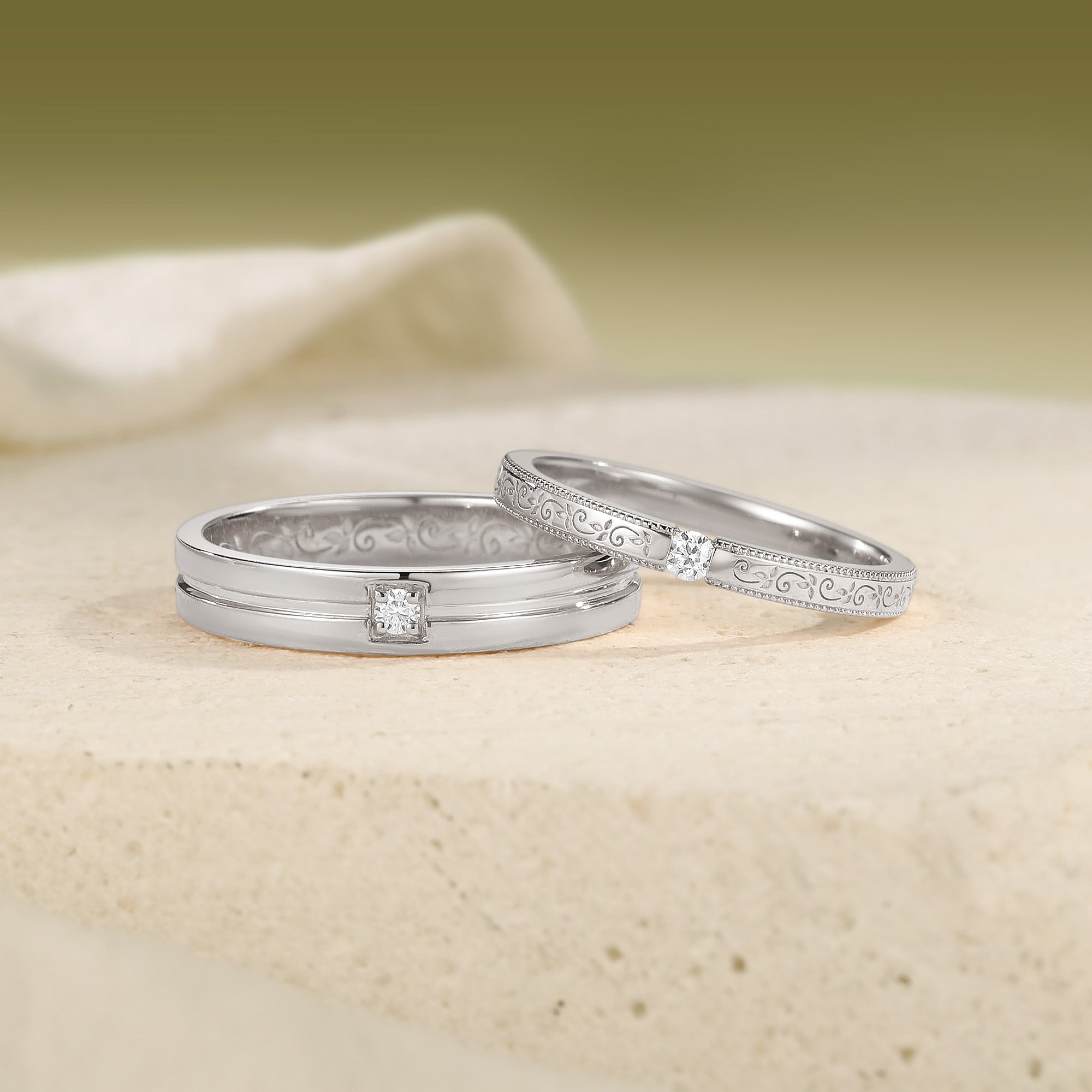 Vintage Scroll Engraved Moissanite Couple Wedding Band Set