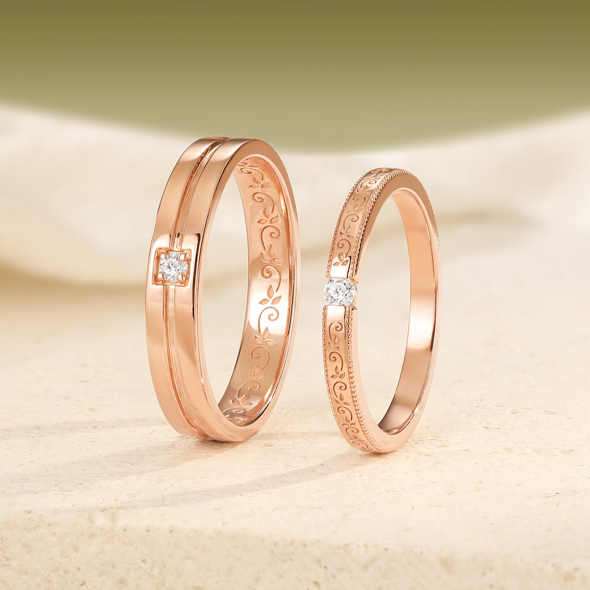 Vintage Scroll Engraved Moissanite Couple Wedding Band Set